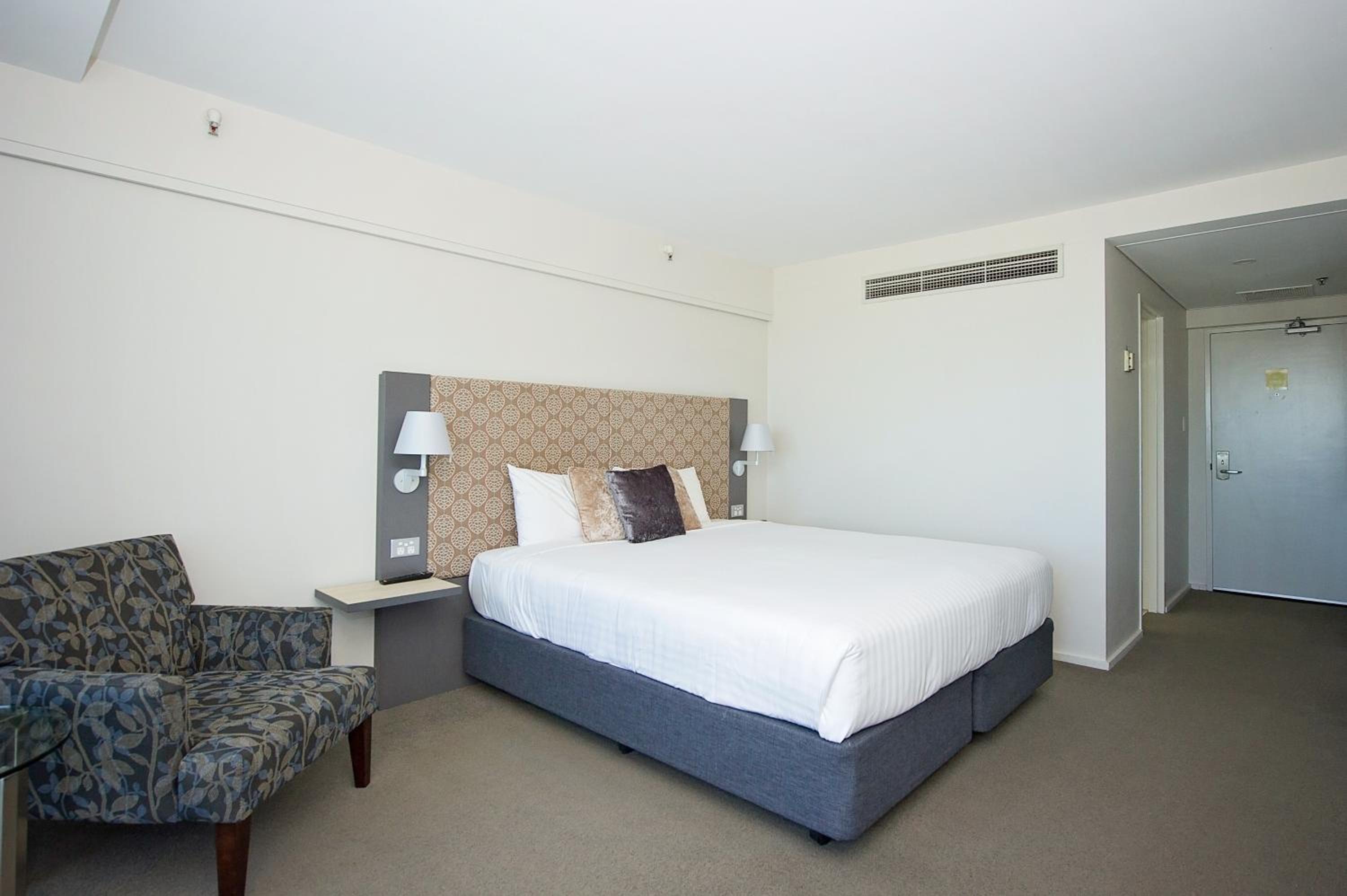 1 Bedroom Executive Spa Suite 
