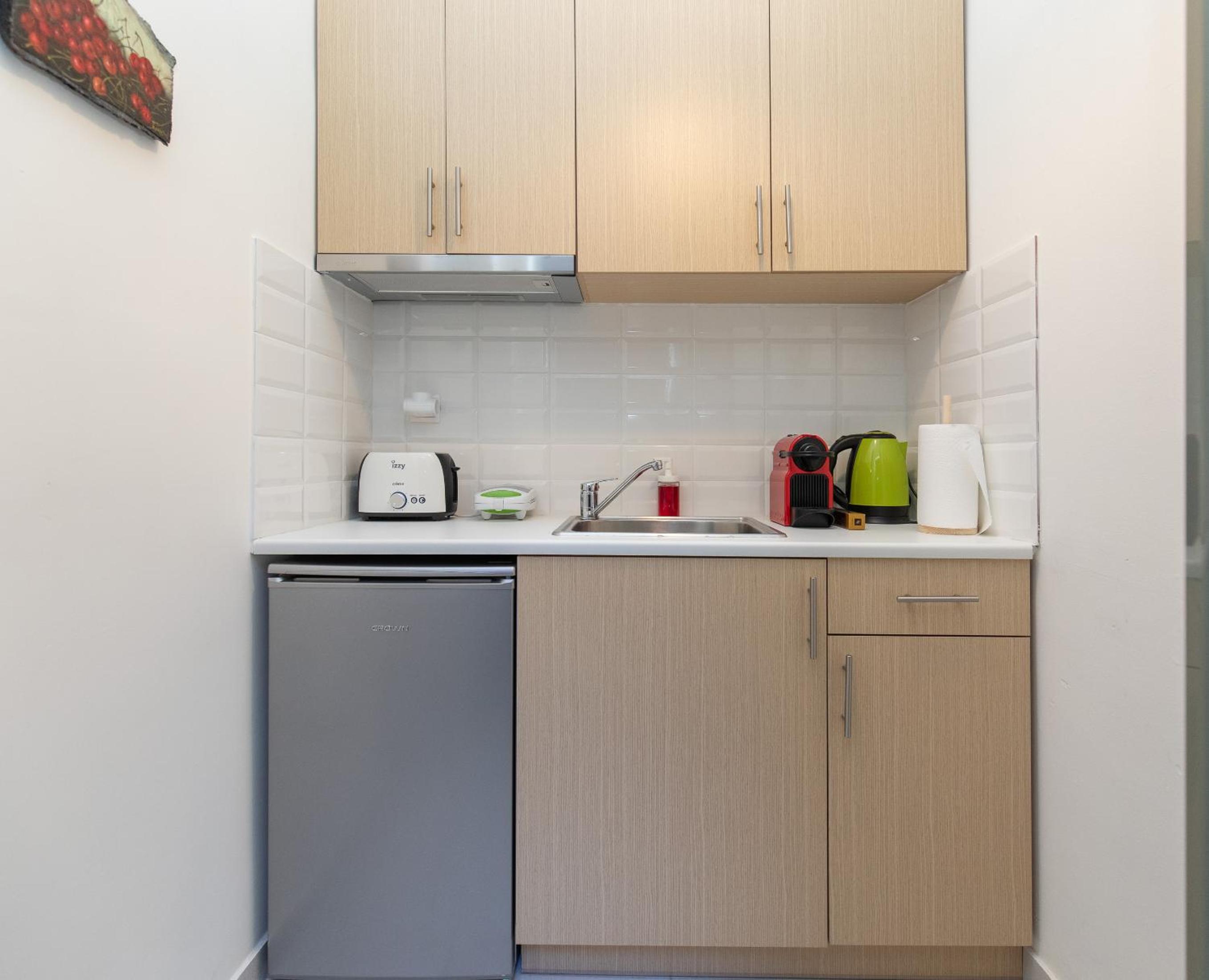 Studio Apartment photo 3