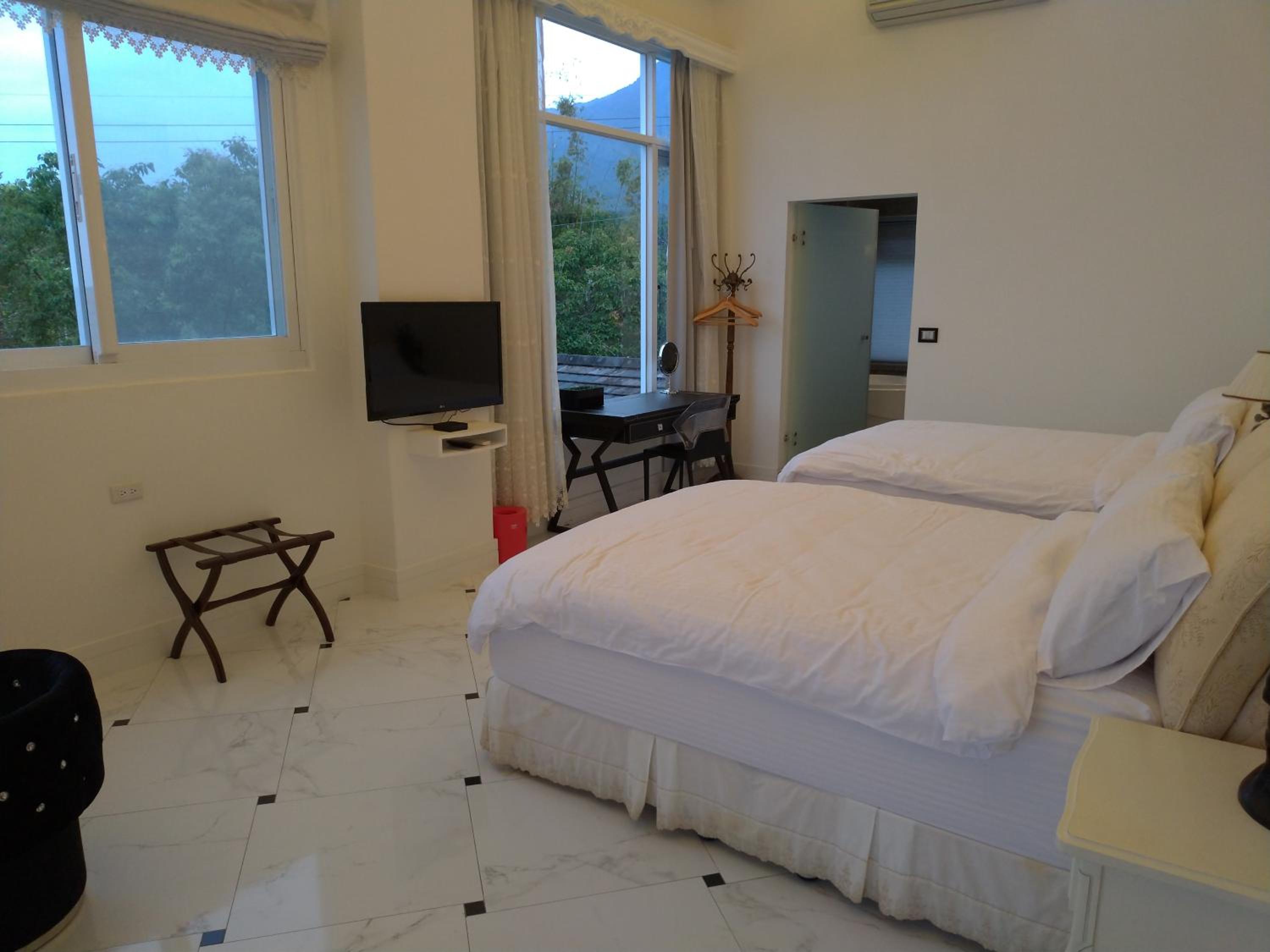 Quadruple Room with Balcony photo 1