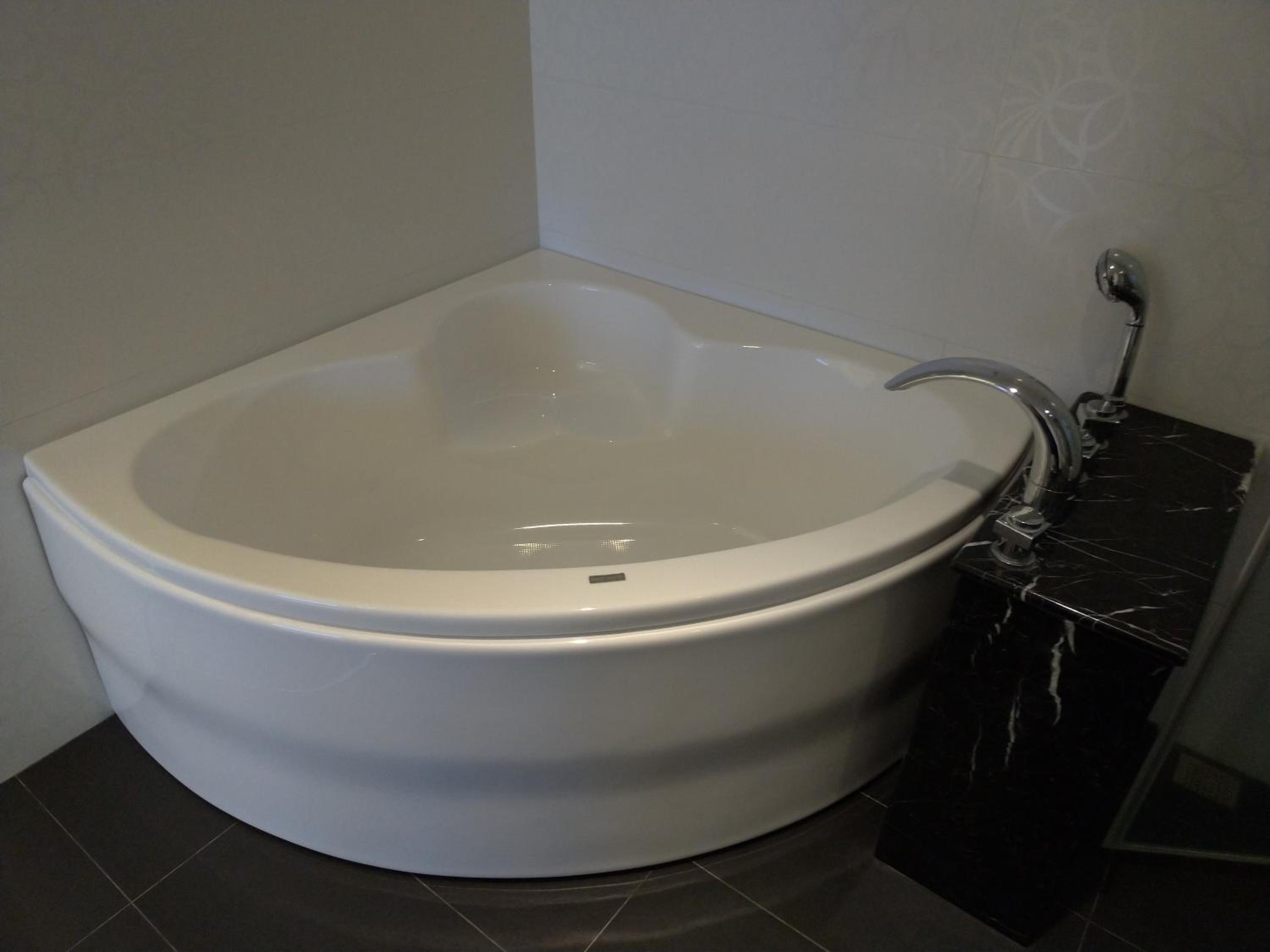 Quadruple Room with Private Bathroom photo 3