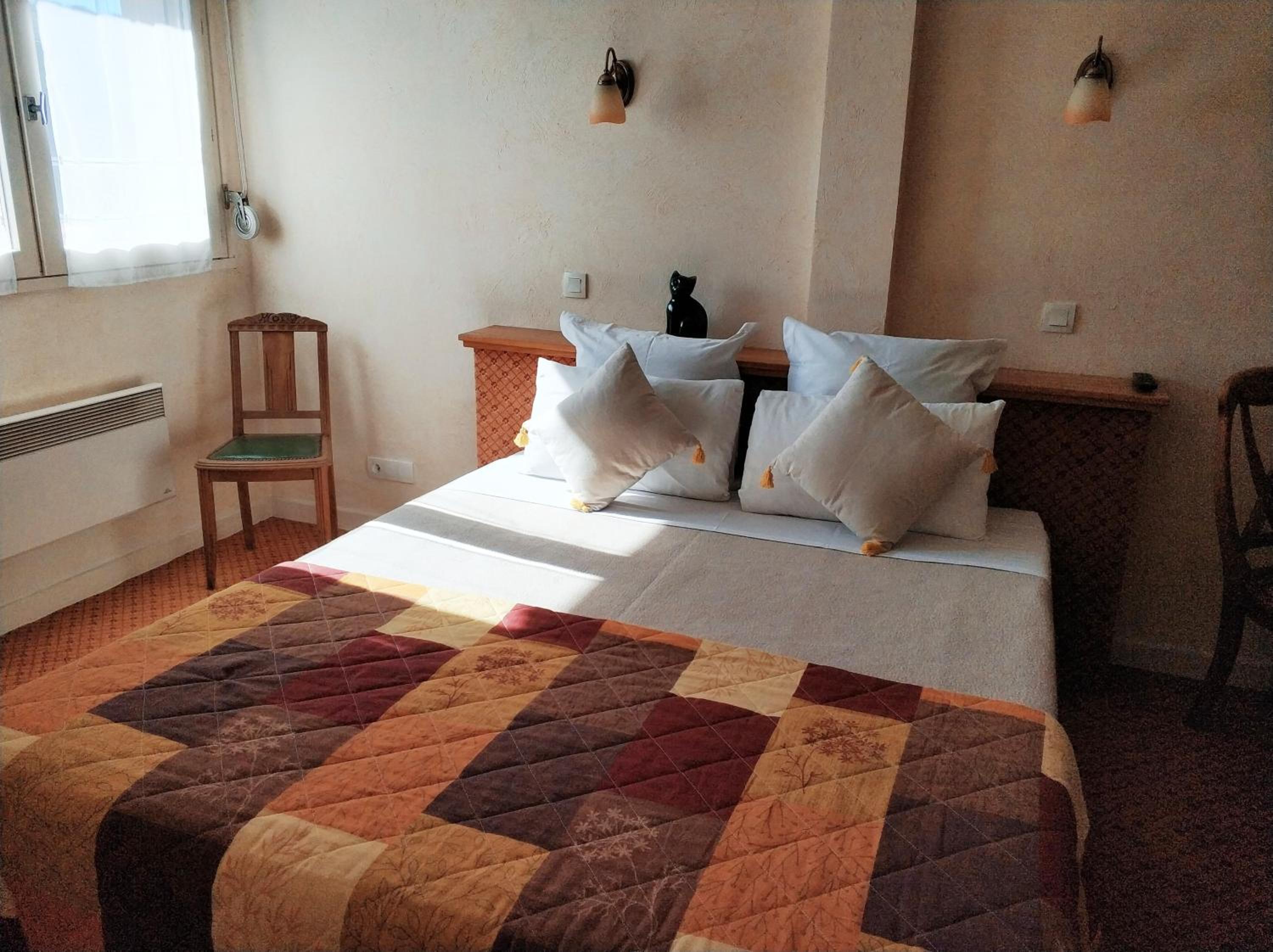 Triple Room - Photo 7