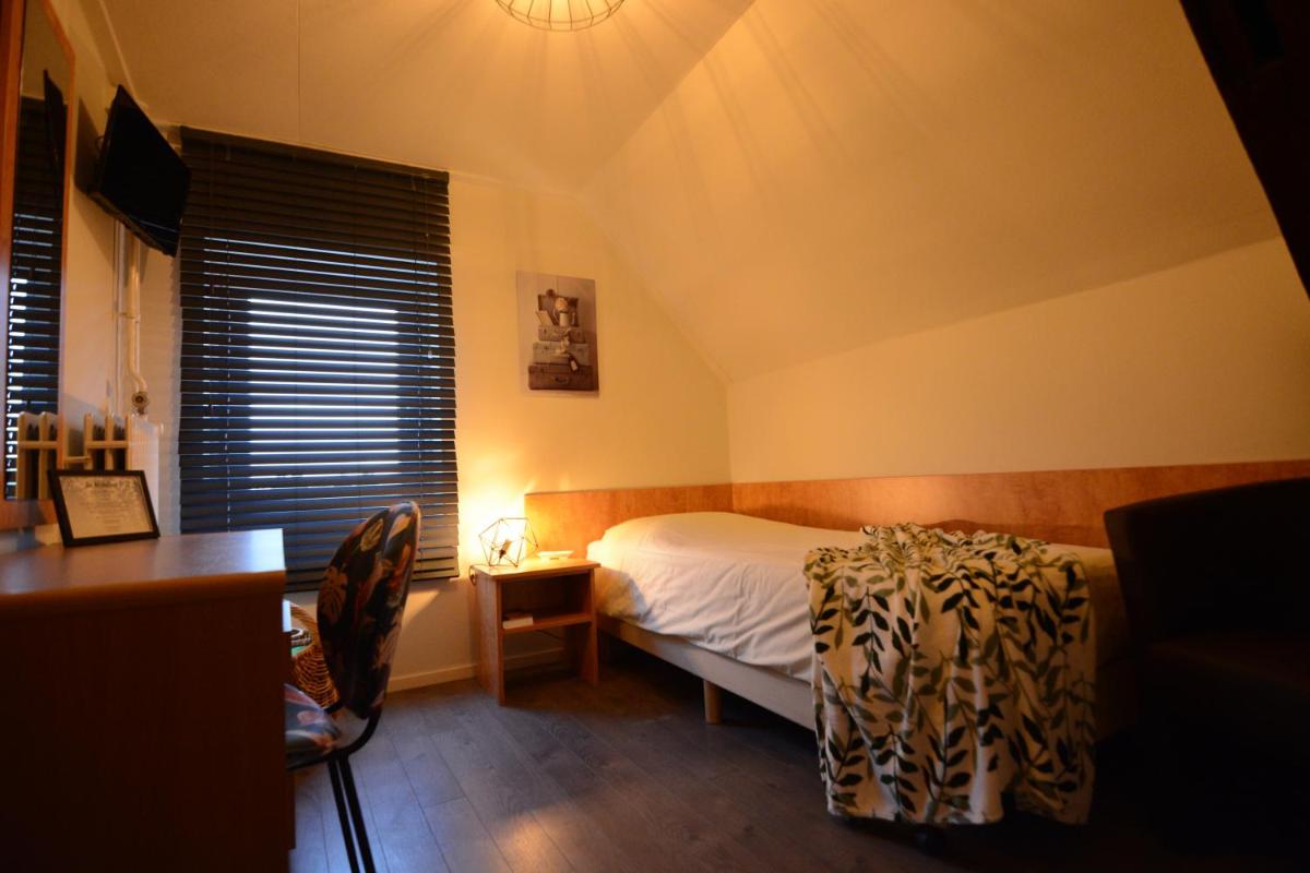 Single Room photo 1