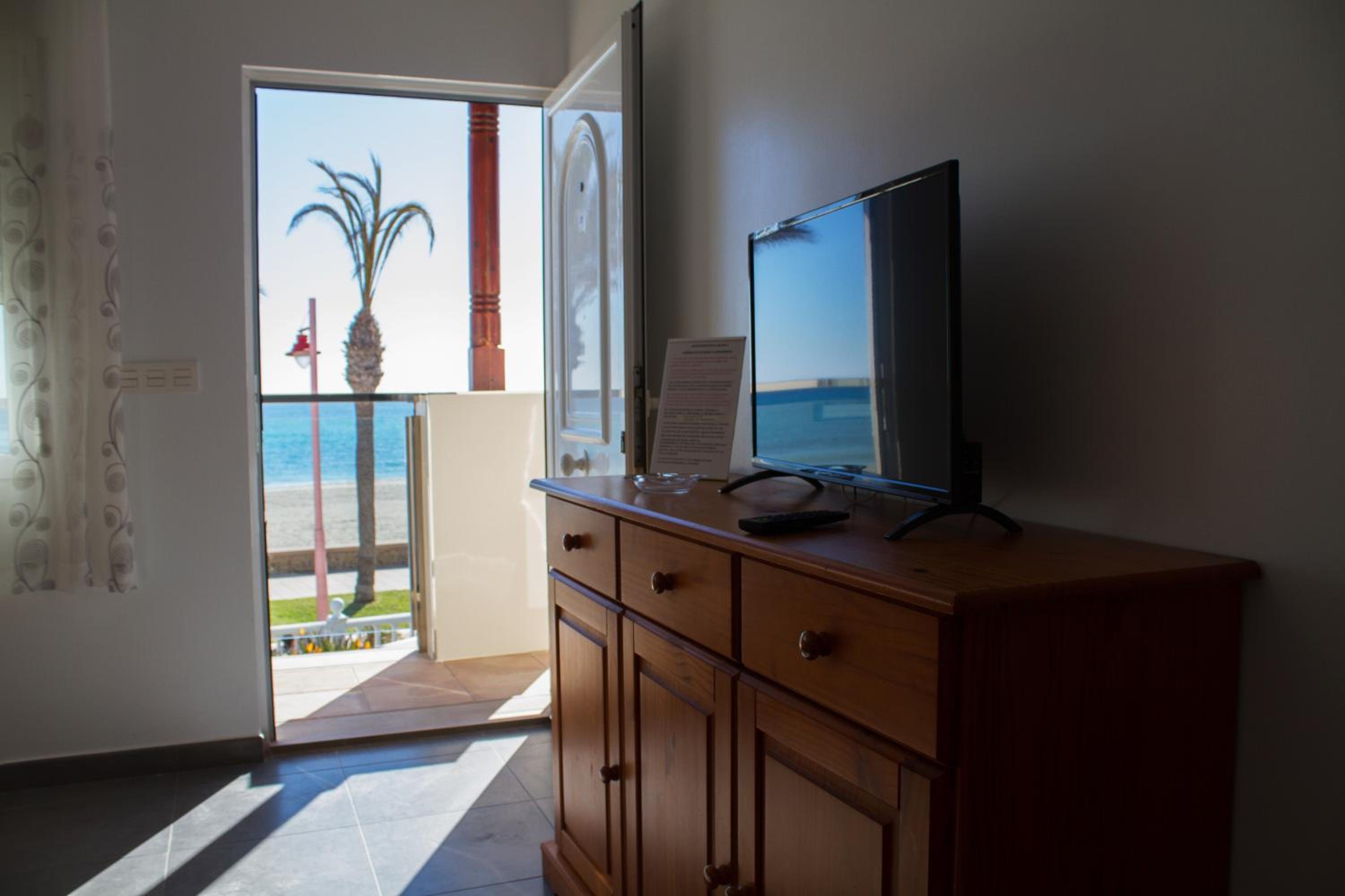 Apartamento de Dos Dormitorios con Vista al Mar (5 Adultos)