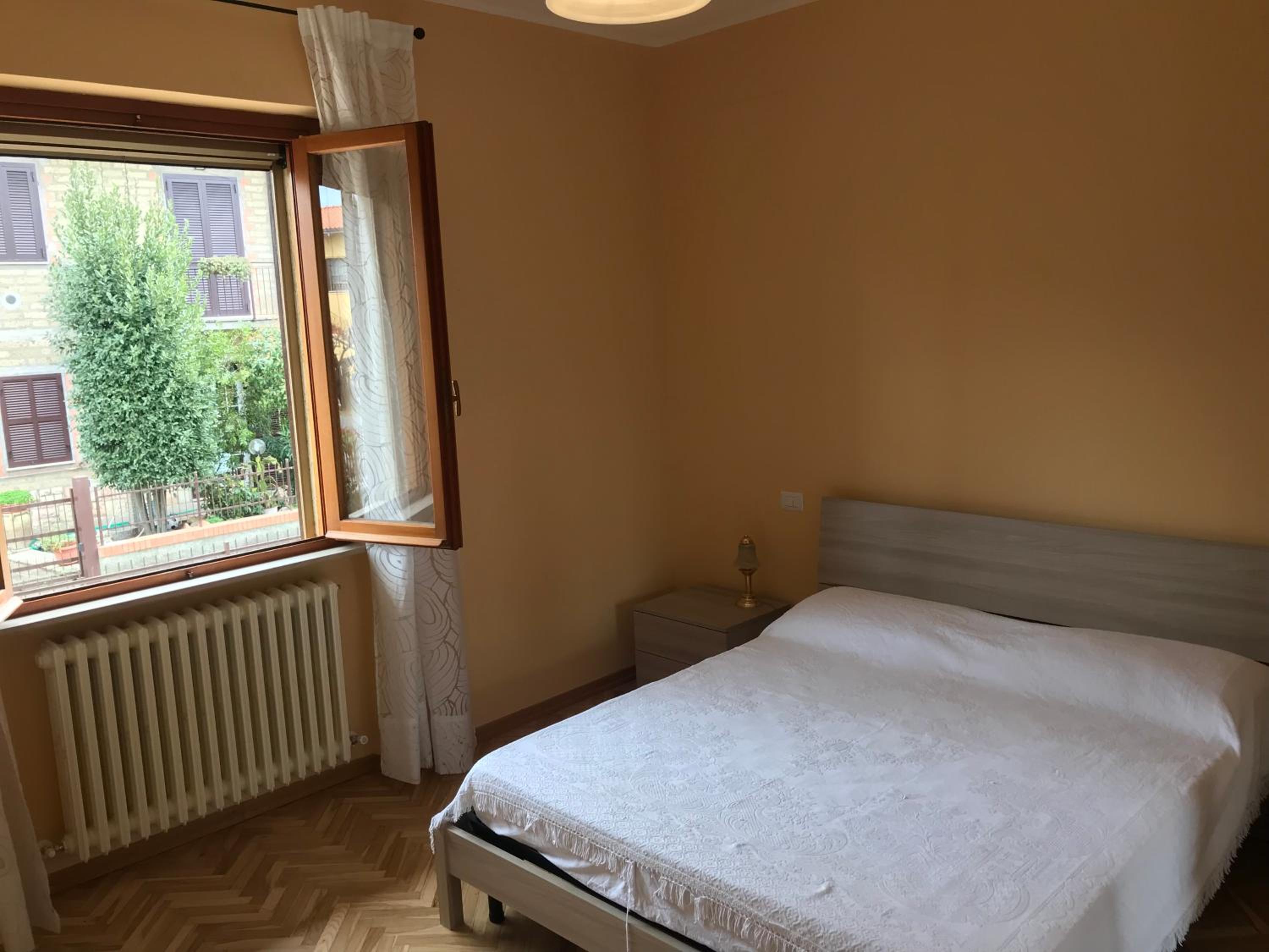 Two-Bedroom House - Photo 1