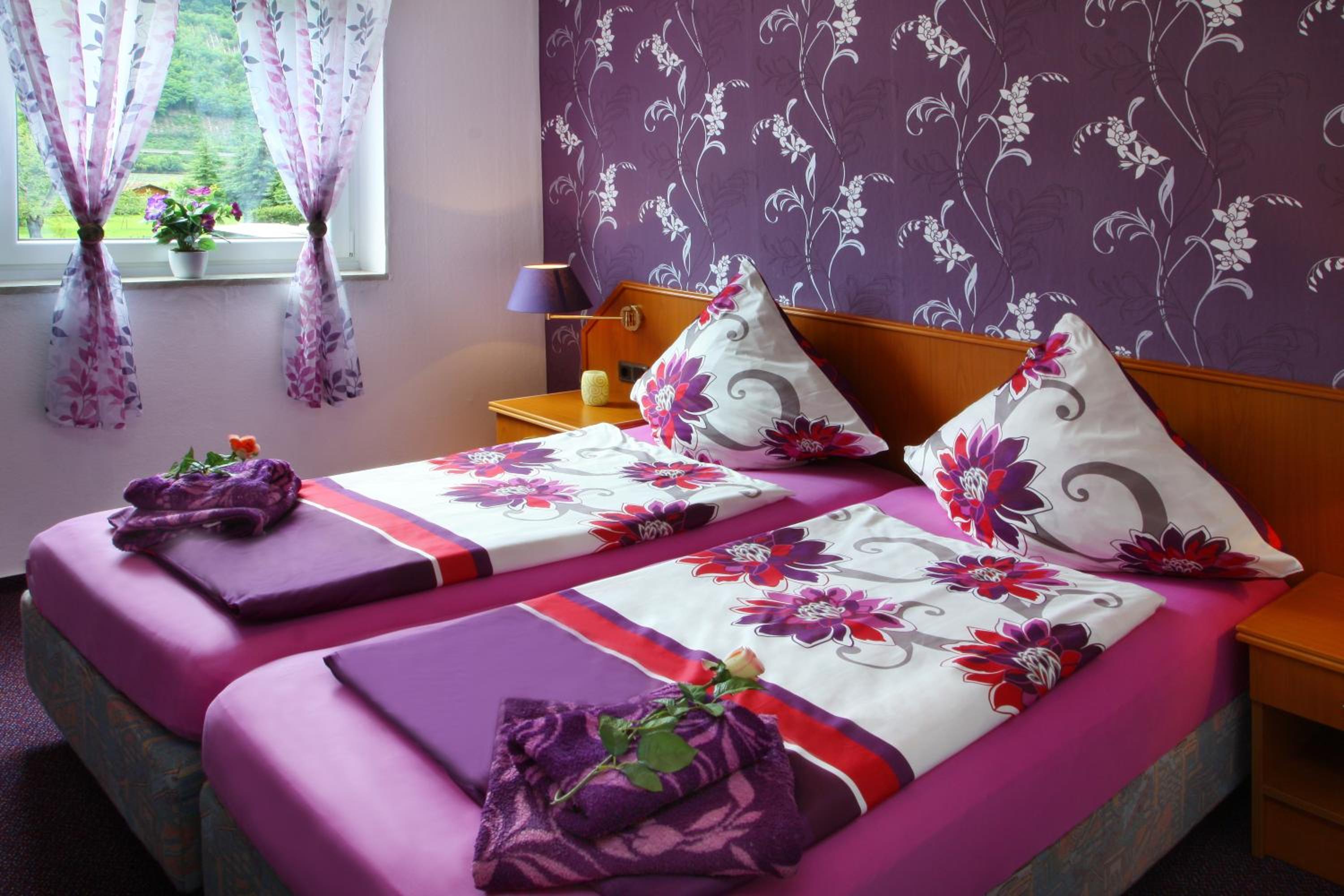 Double or Twin Room - Photo 6