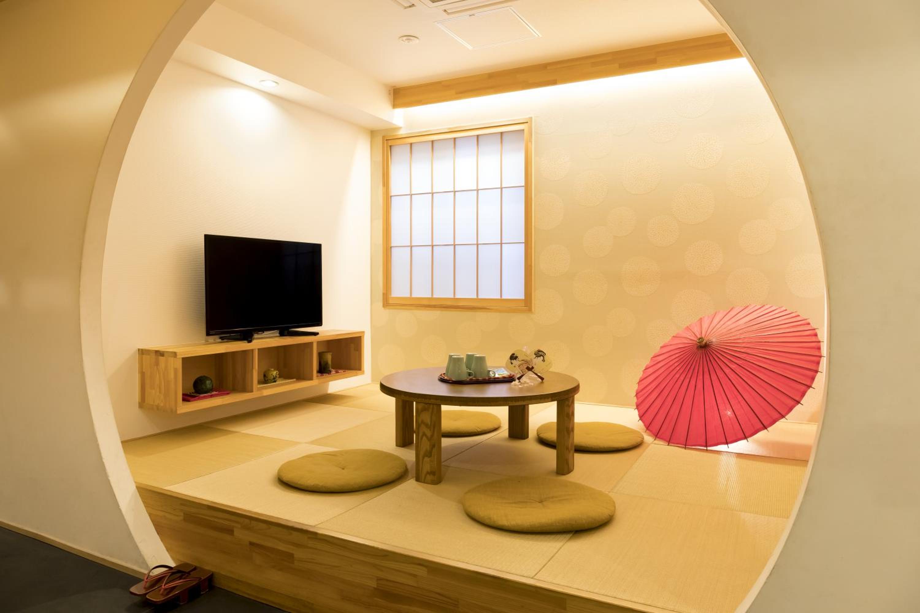 Standard Family Room - Photo 21
