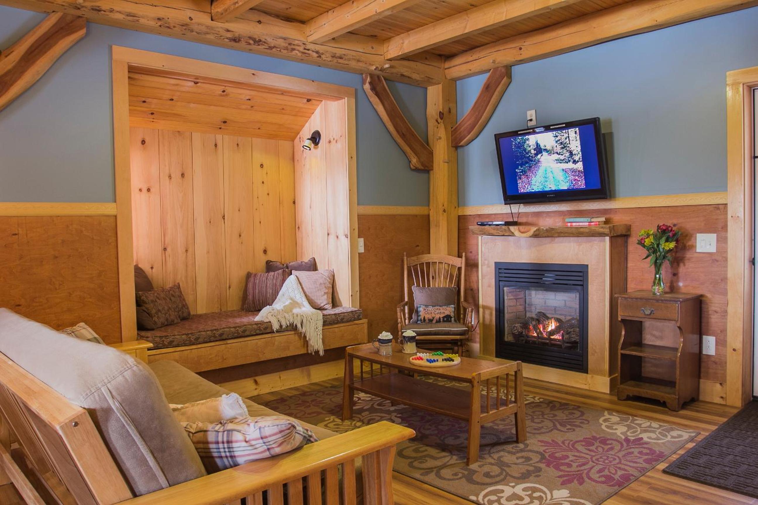Cabin #1 - Peak Perspective with Mountain View (Non-Pet Friendly) photo 1