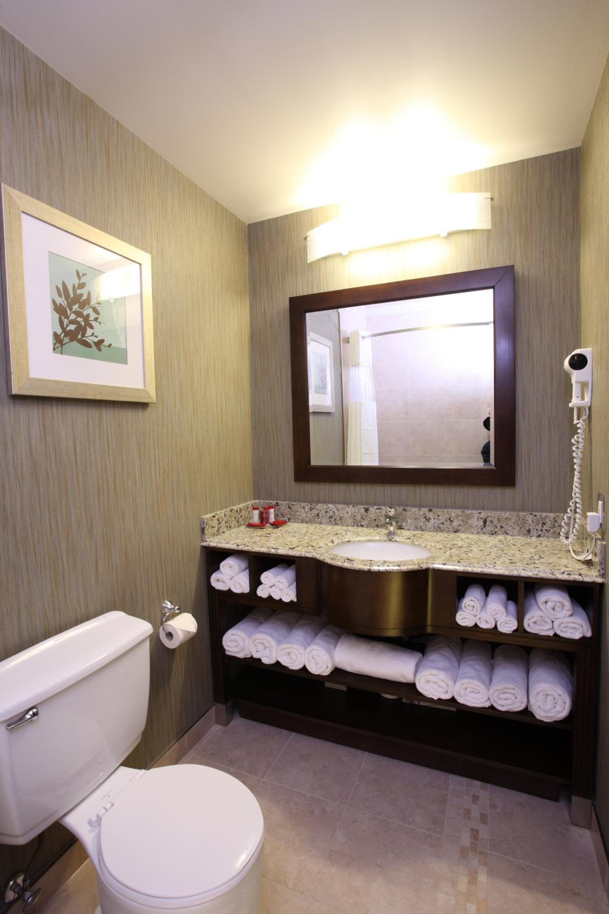 King Room - Non-Smoking - Photo 3
