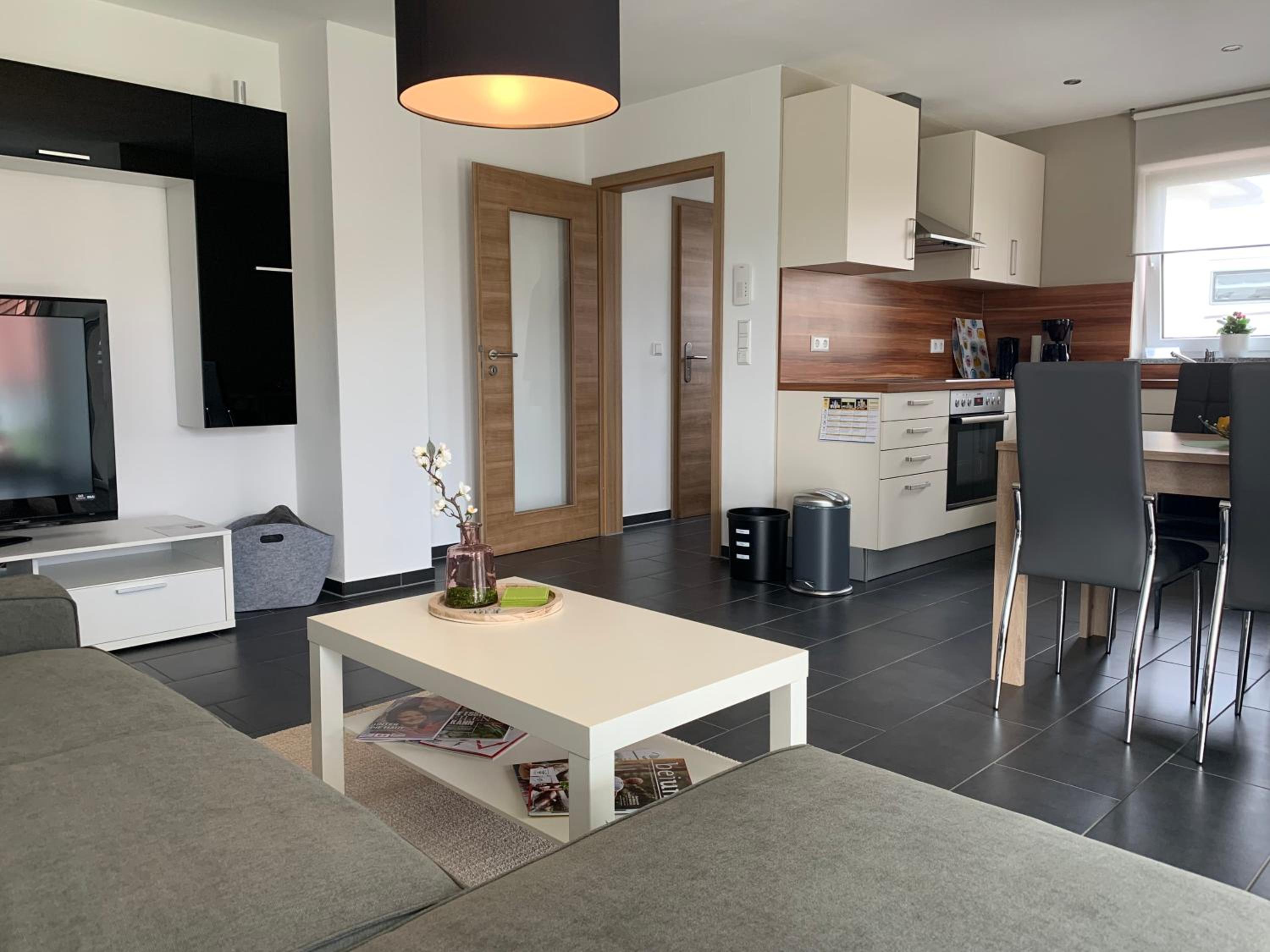 Apartment with Terrace photo 3