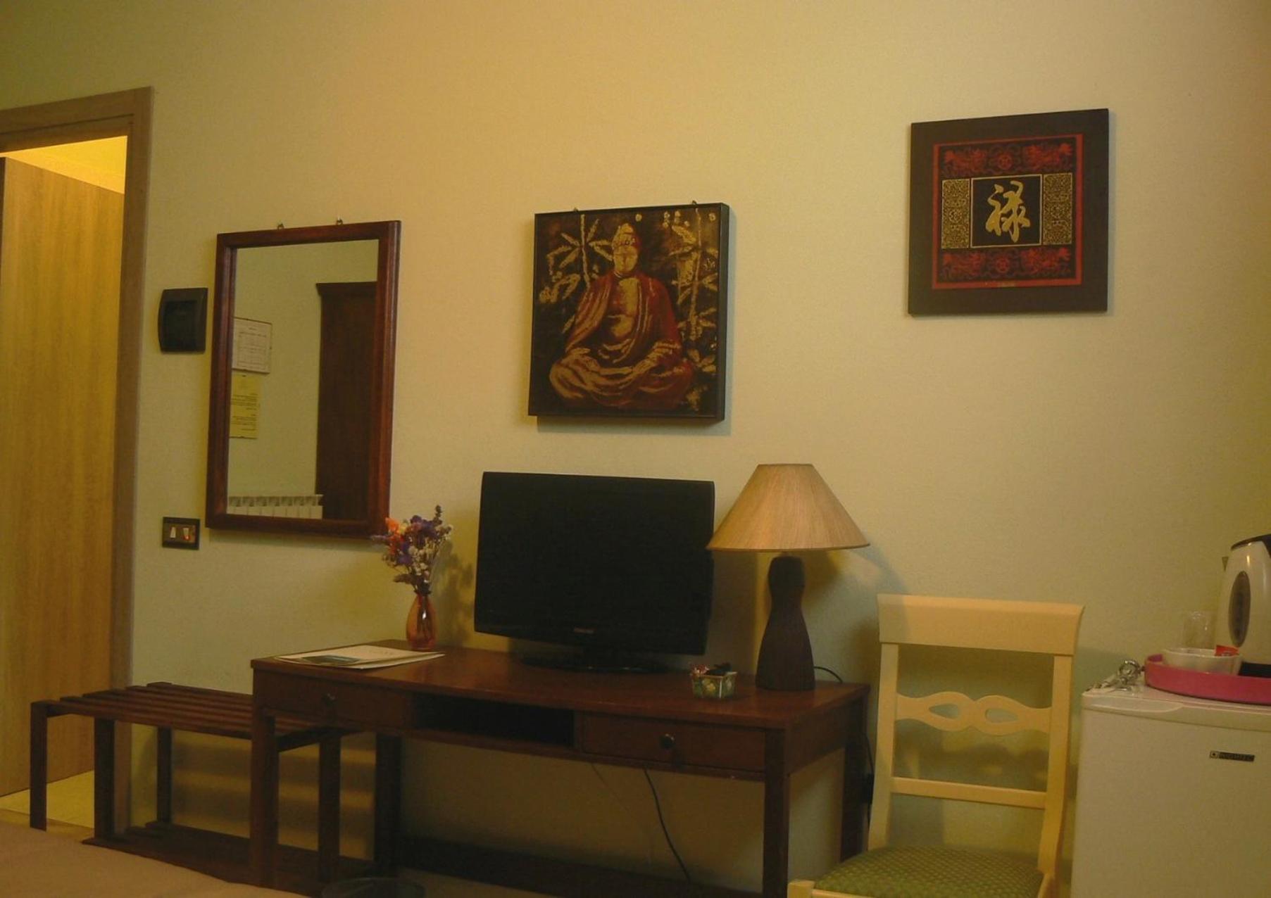 Economy Double Room - Photo 2