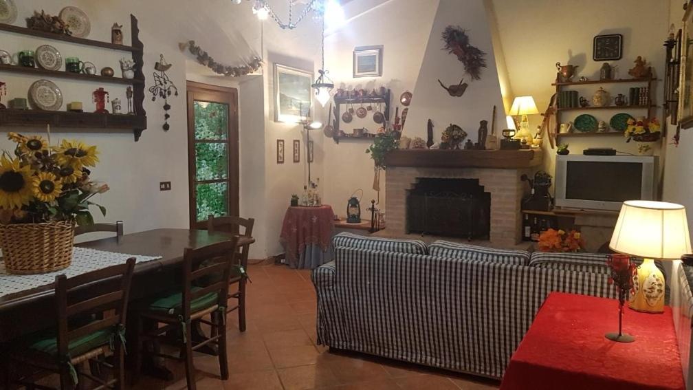 Two-Bedroom House photo 3