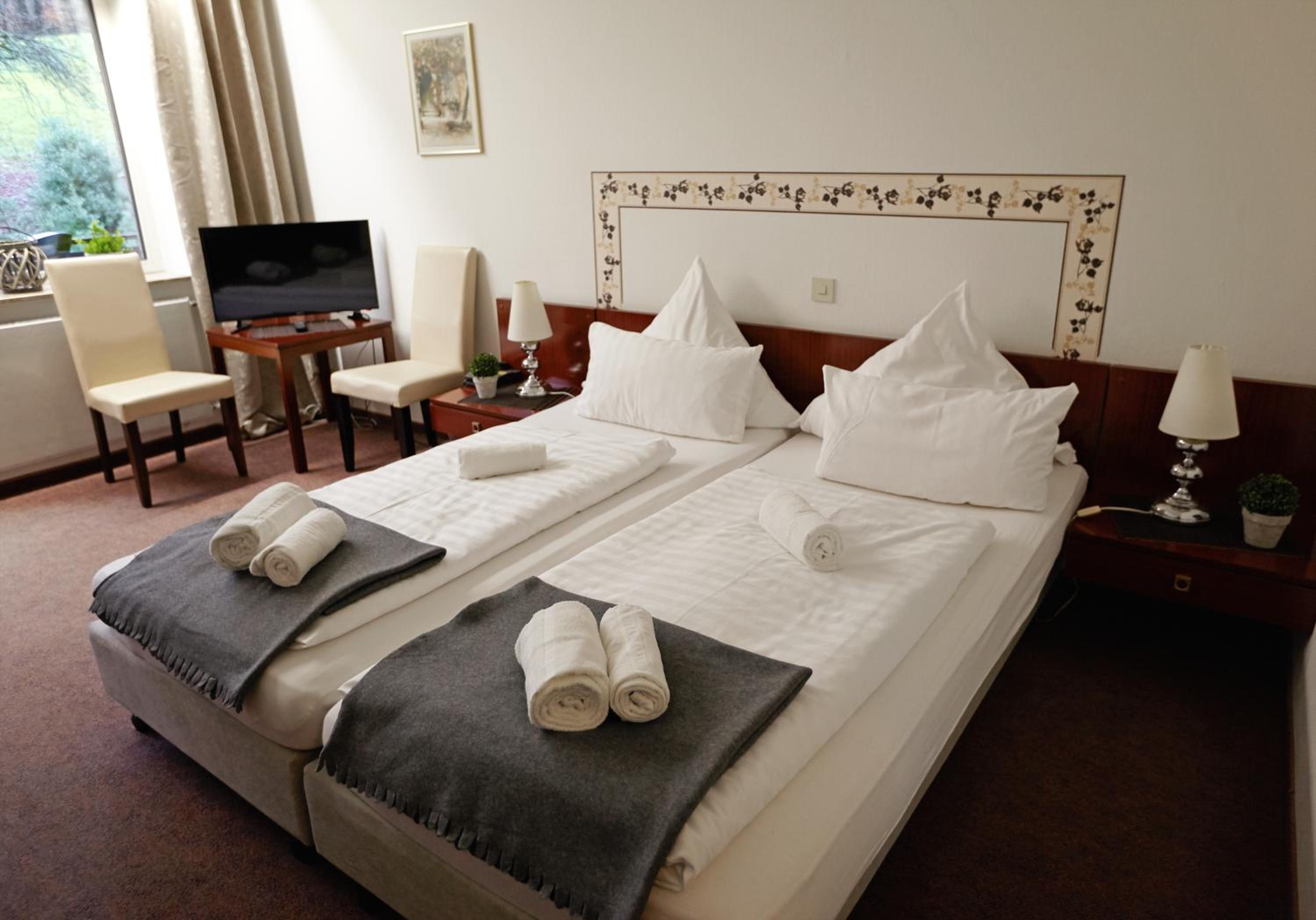 Business Double Room - Photo 7