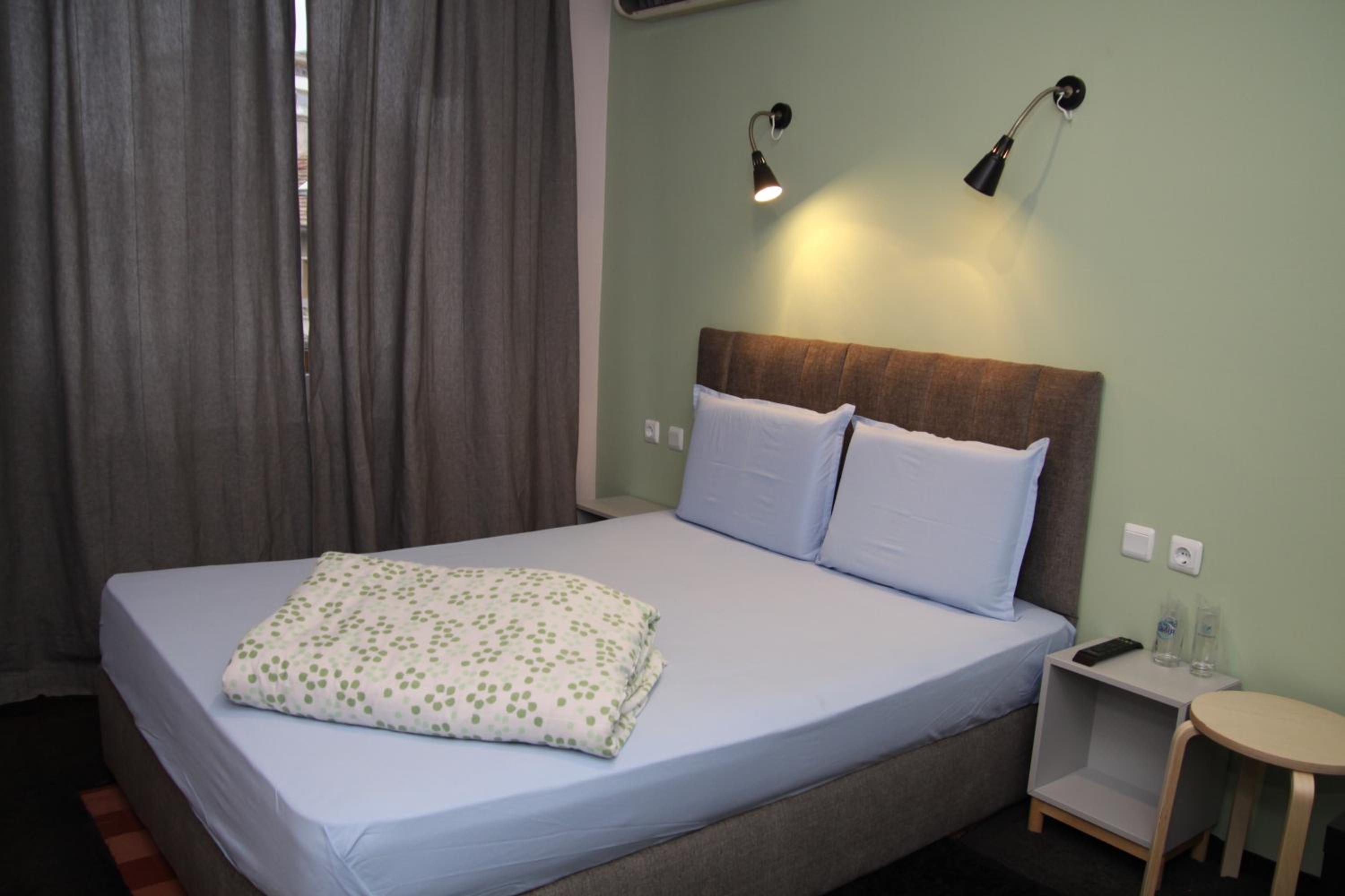Double Room - Photo 9