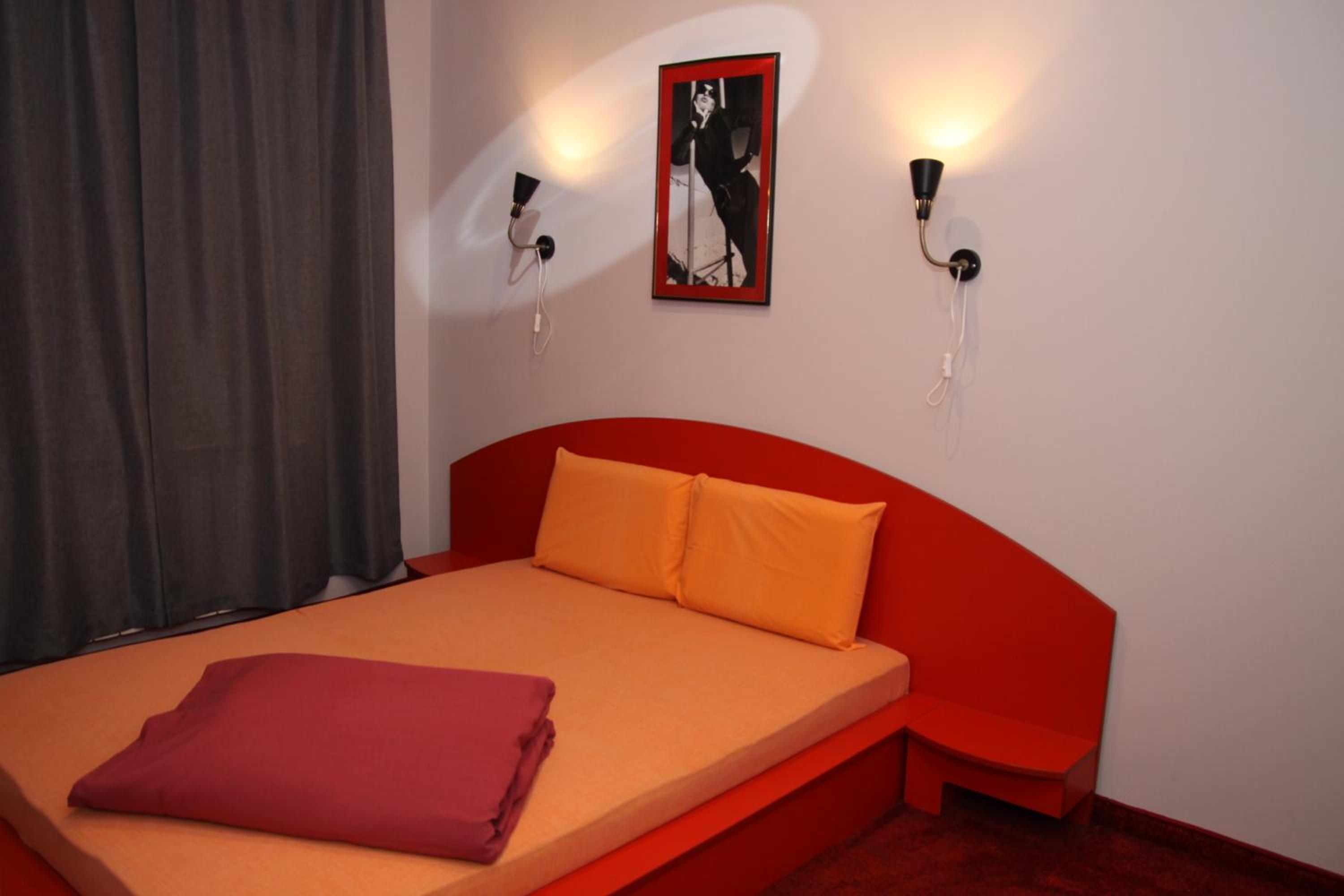 Double Room - Photo 1