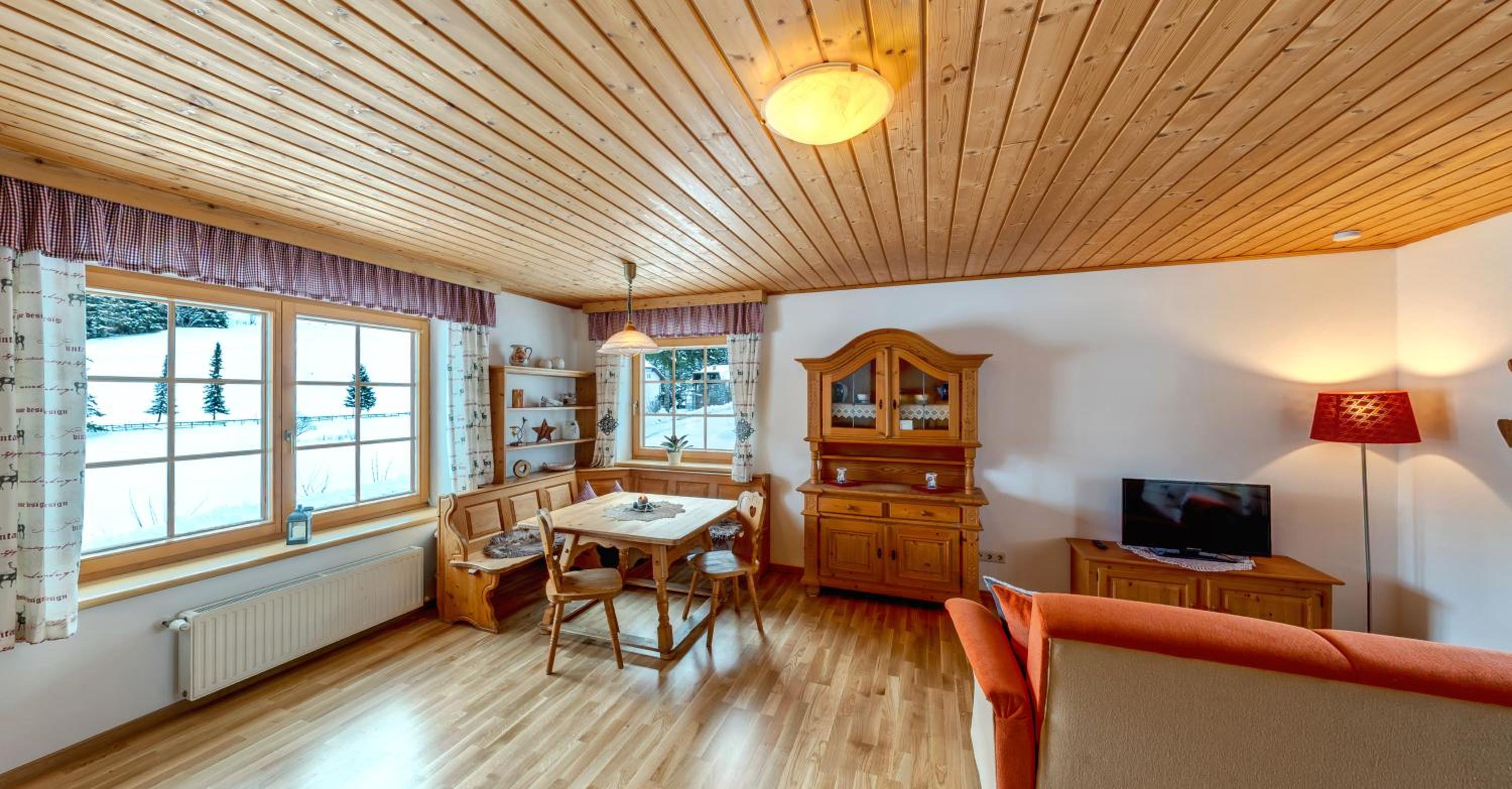 Three-Bedroom House photo 1