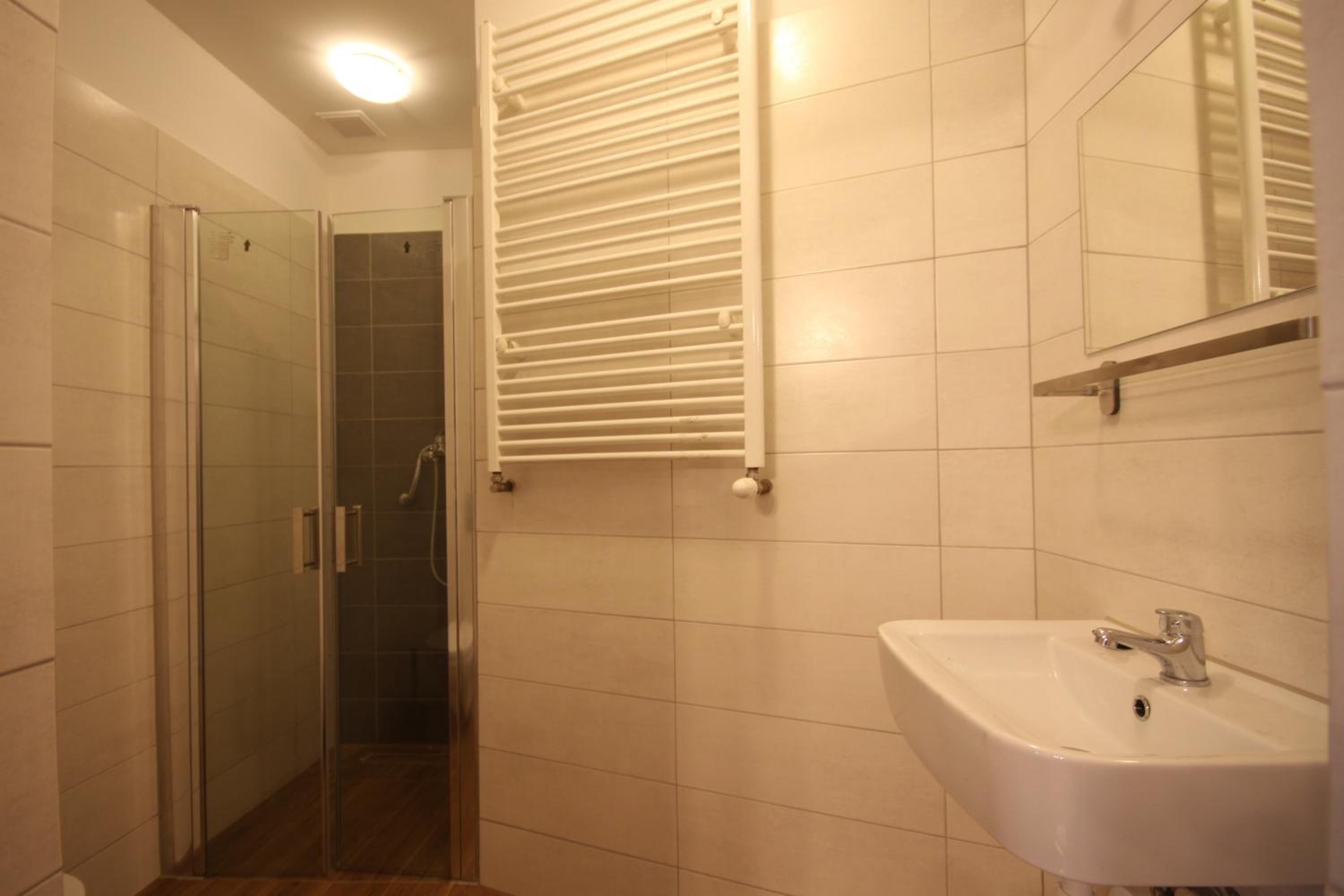 Apartment - Photo 4