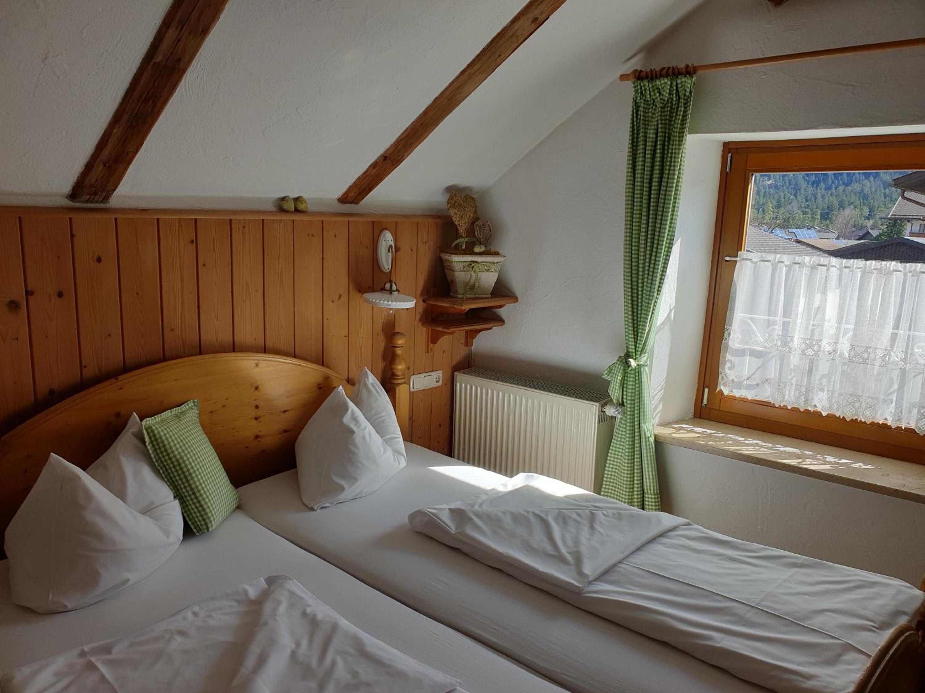 Small Double Room photo 2