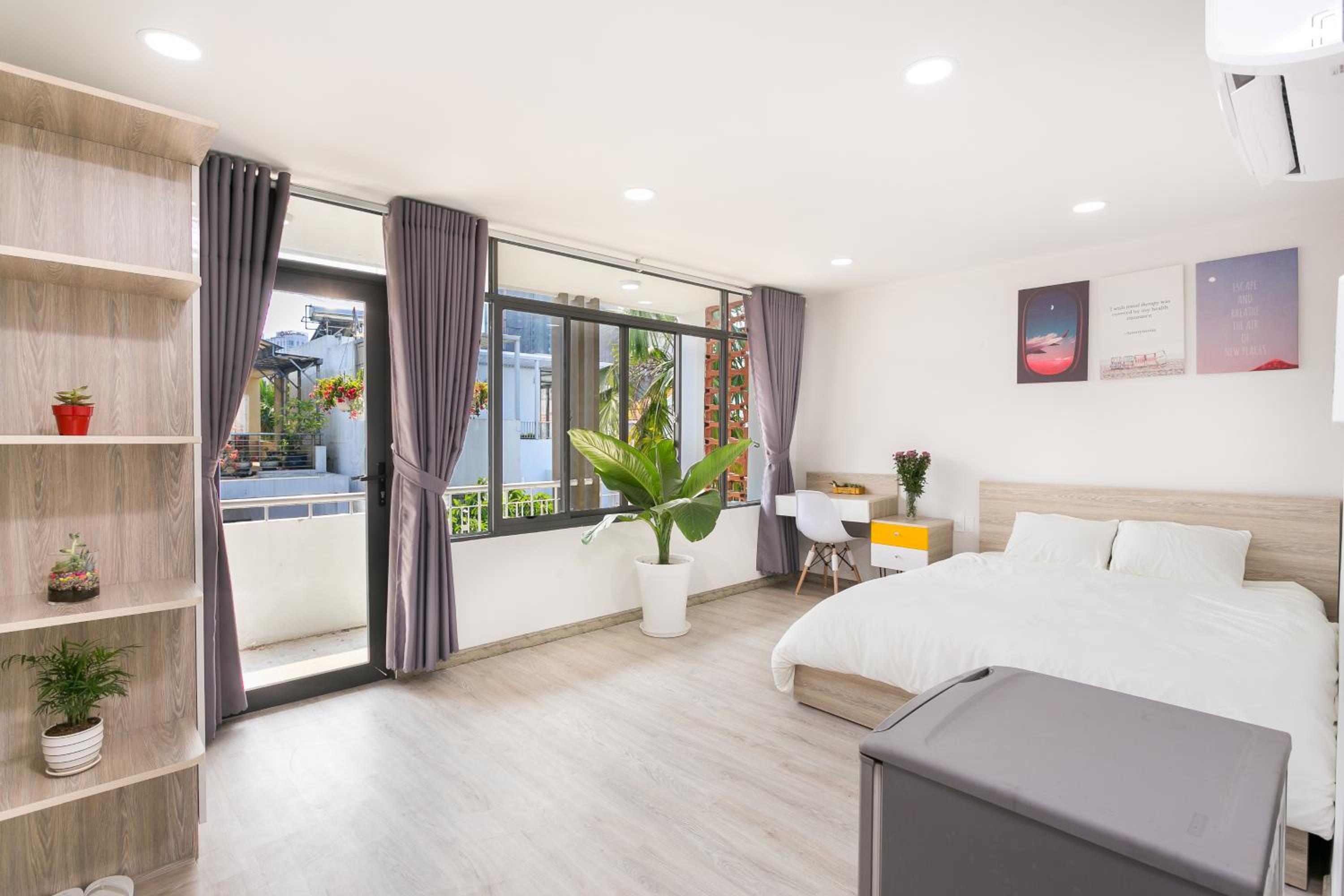 Deluxe Double Room with Balcony