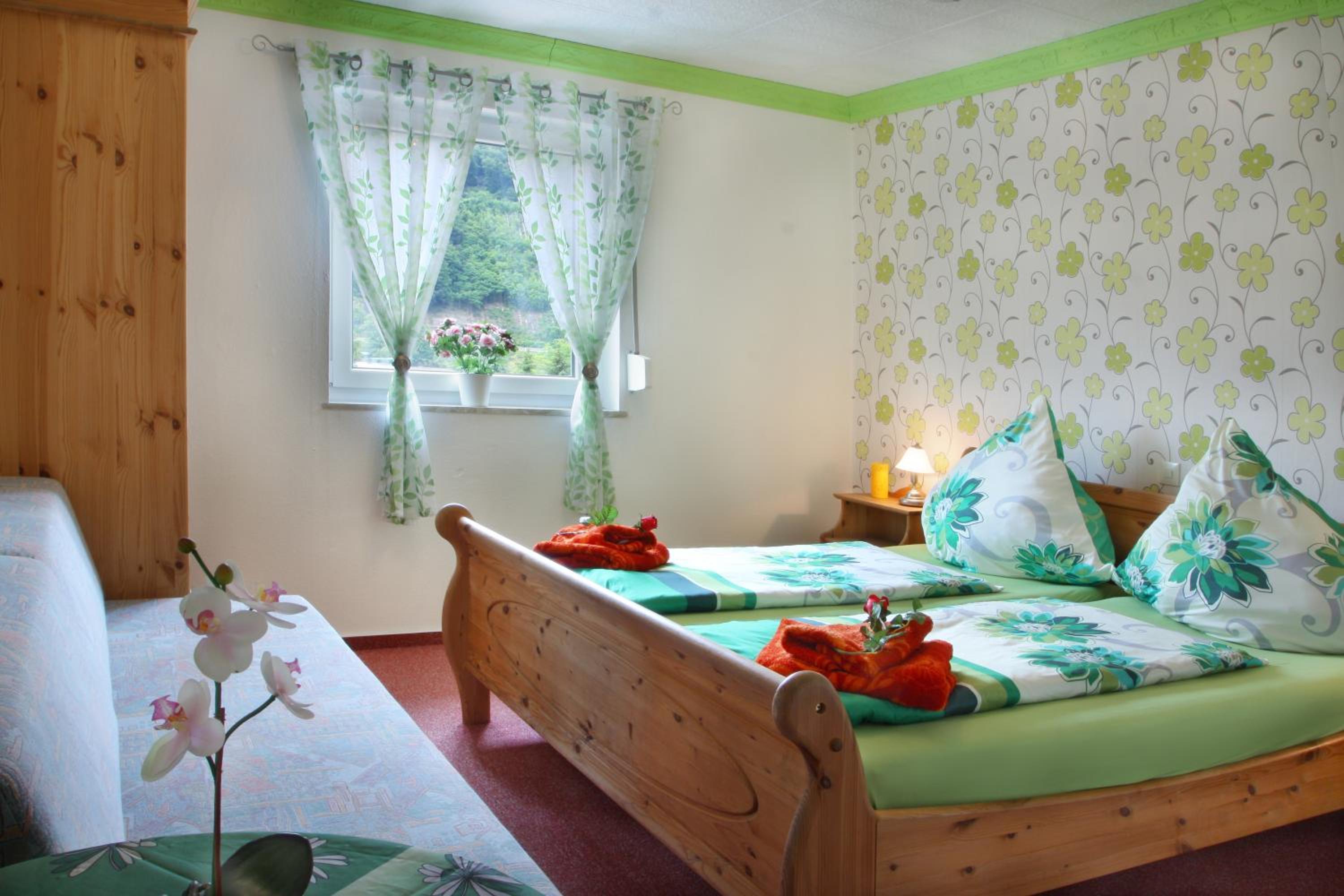 Double or Twin Room - Photo 4