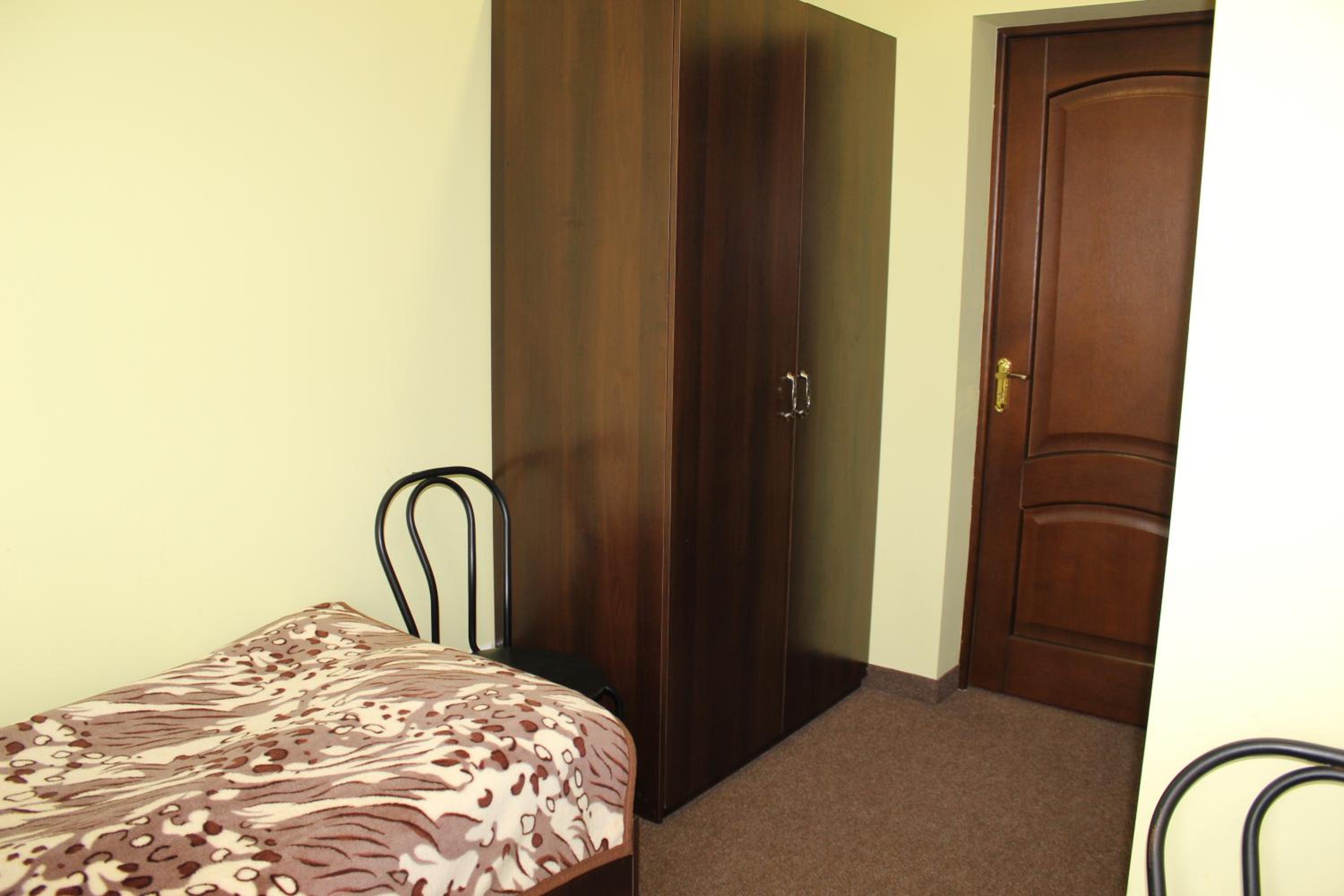 Standard Single Room with Shower