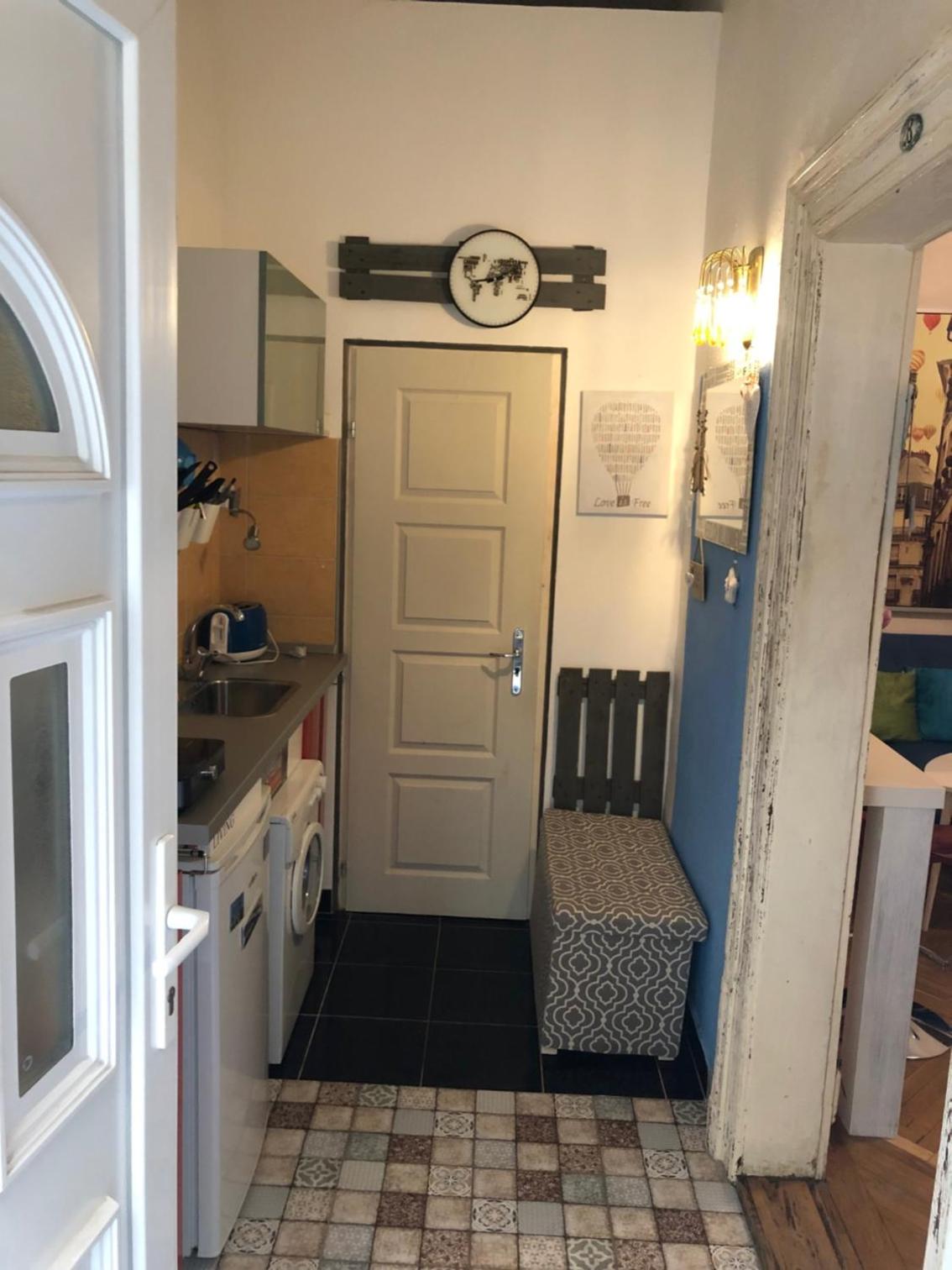 Studio Apartment - Photo 99