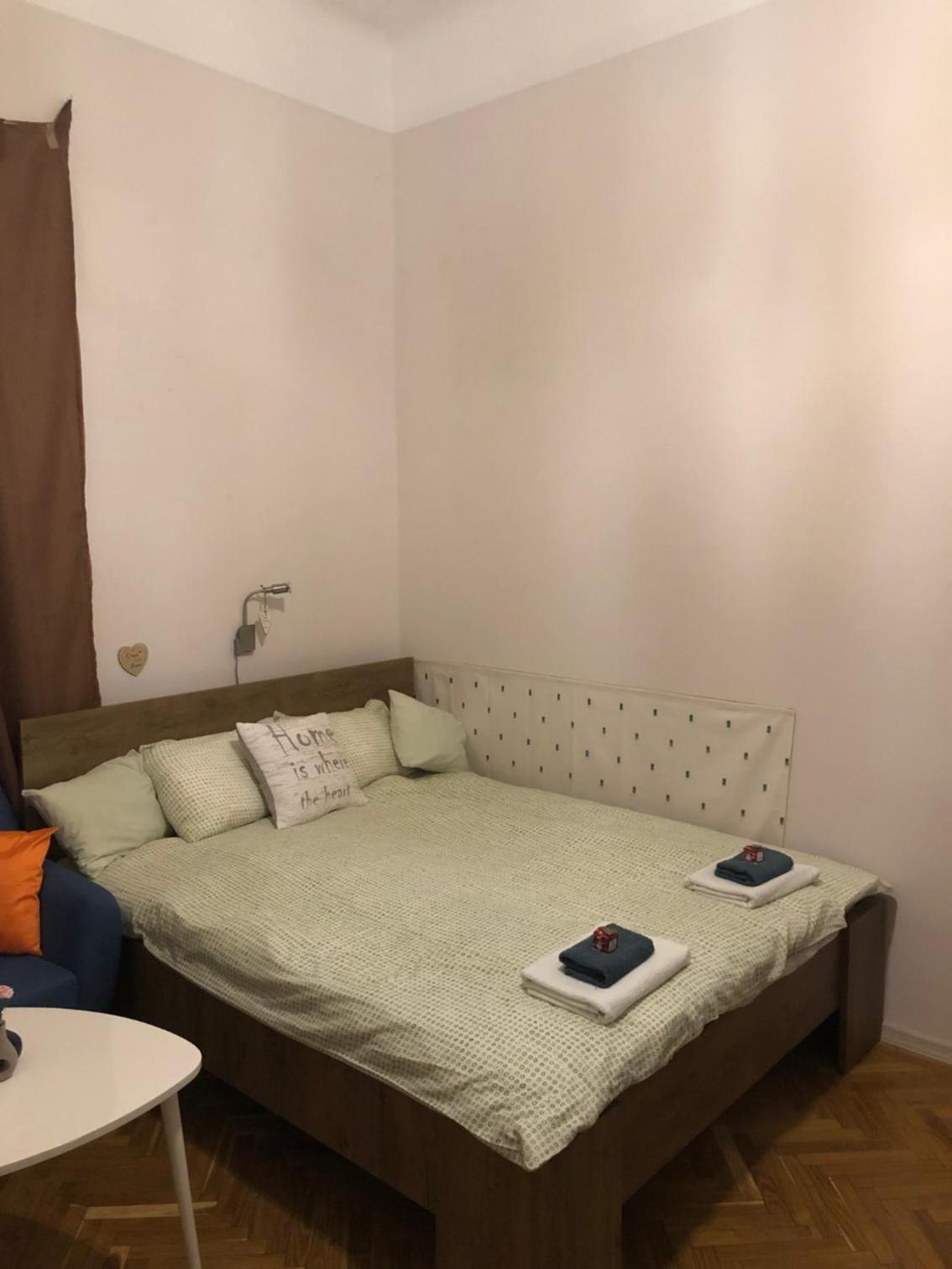 Studio Apartment - Photo 4