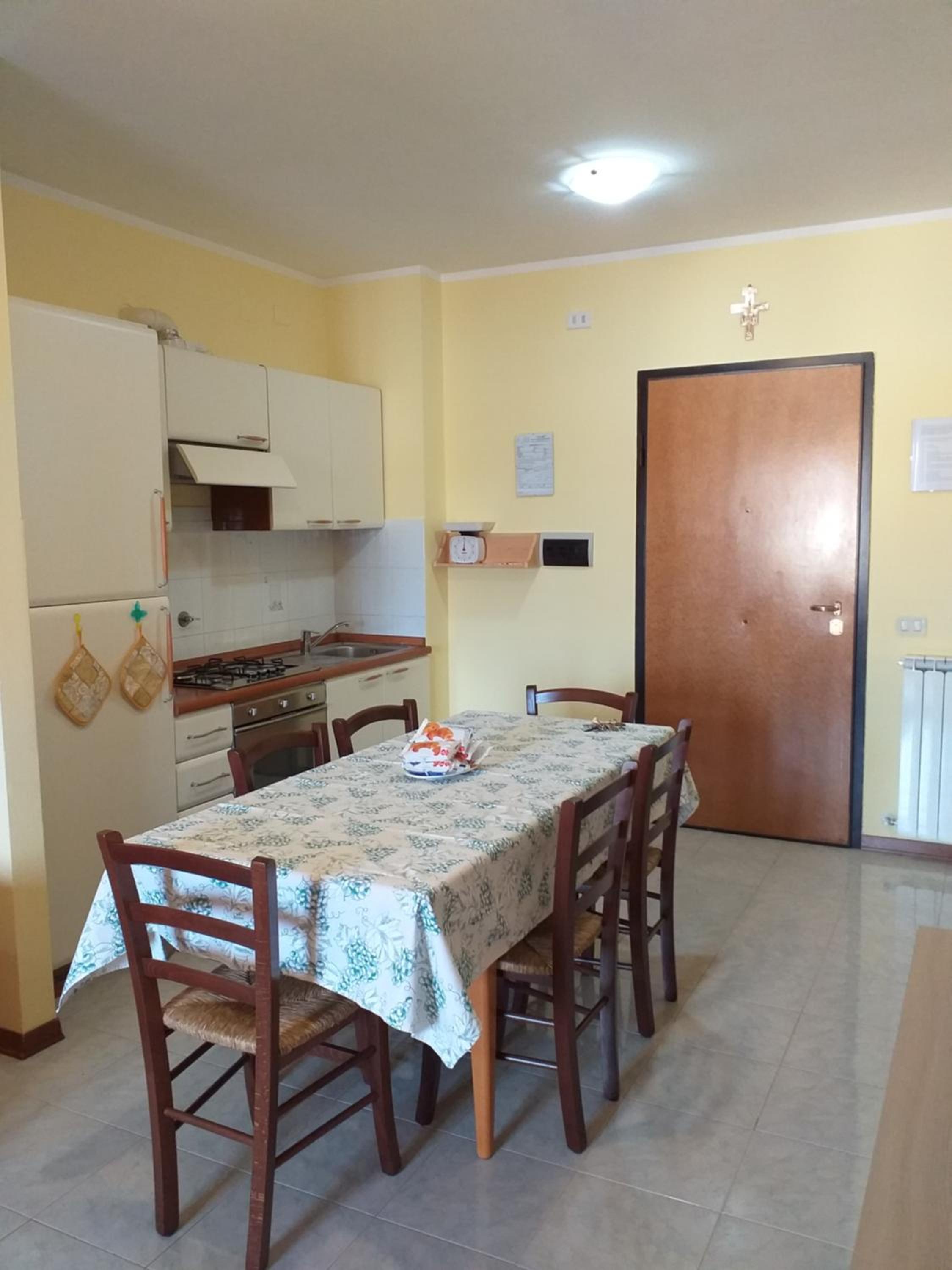 Apartment - Photo 10