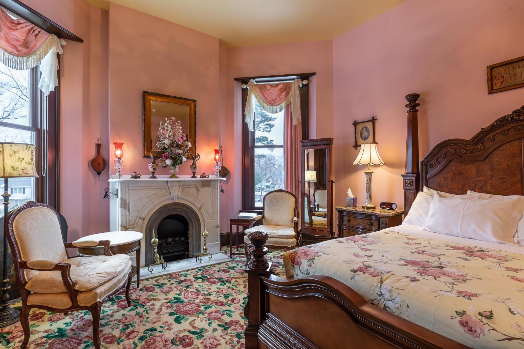 Superior King Suite