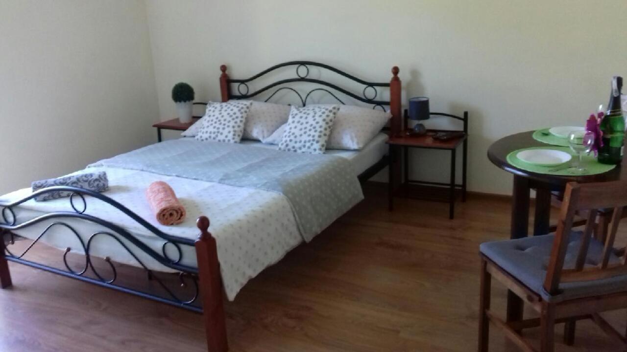 Large Double Room photo 1