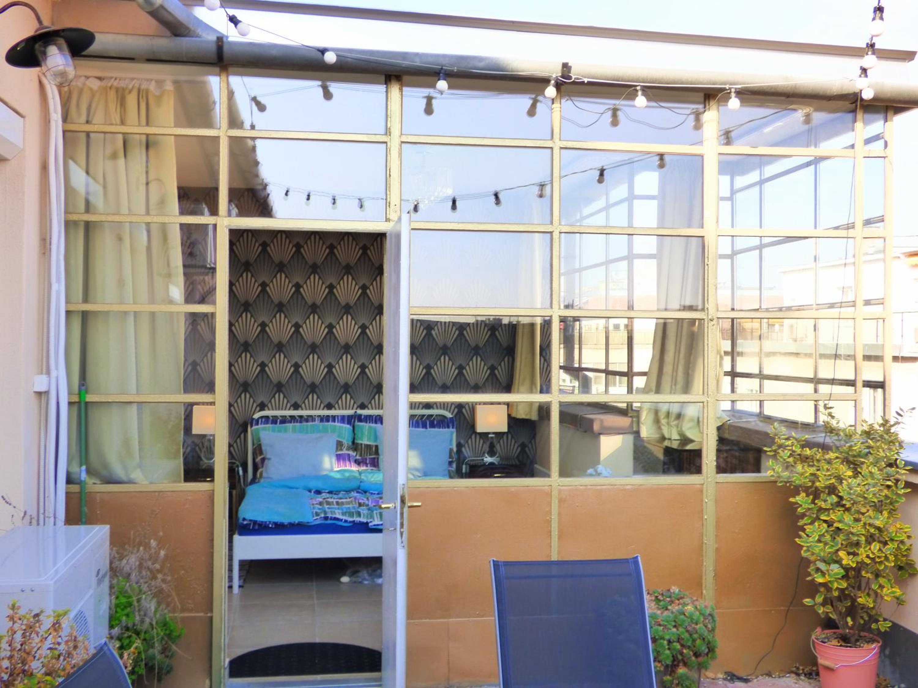 Apartment with Terrace - Photo 30