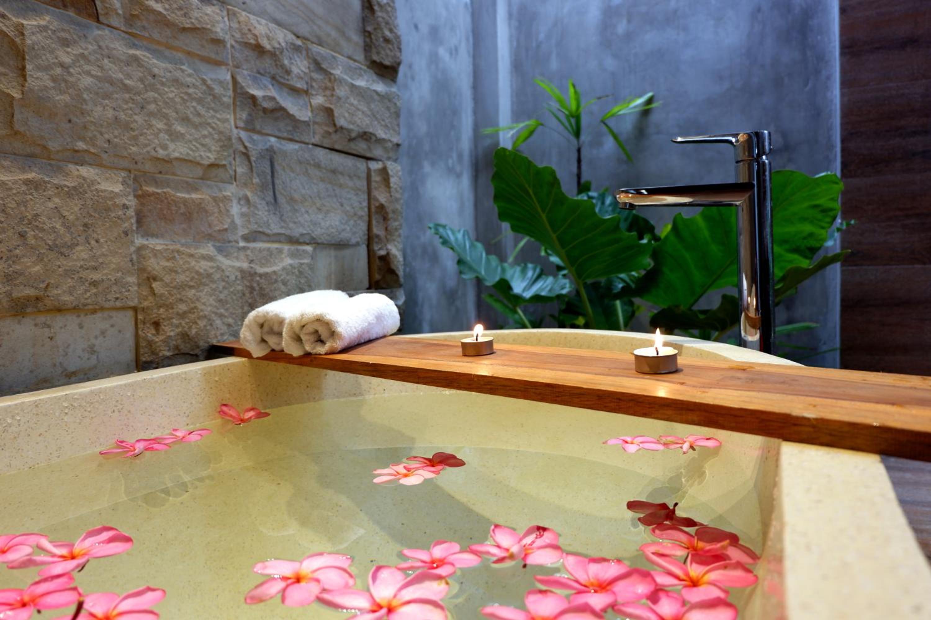 One-Bedroom Deluxe Villa with Private Pool - Photo 2