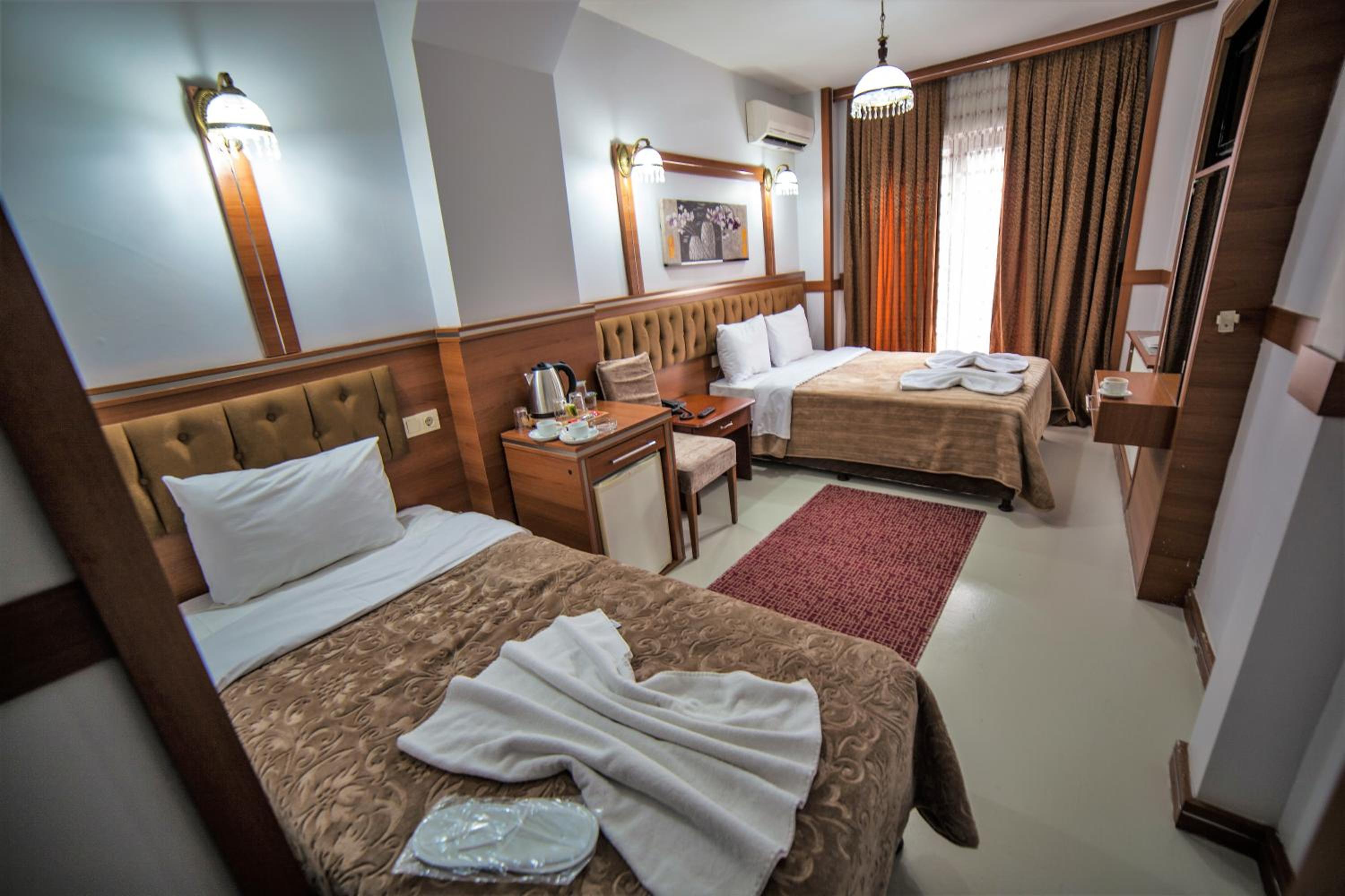Deluxe Triple Room
