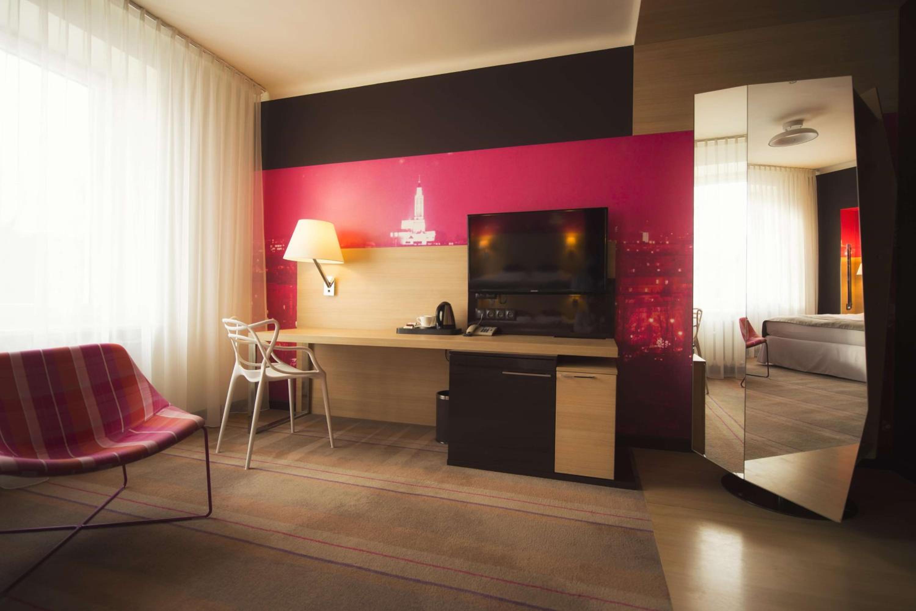 Accessible twin room with access to the wellness and fitness area photo 1