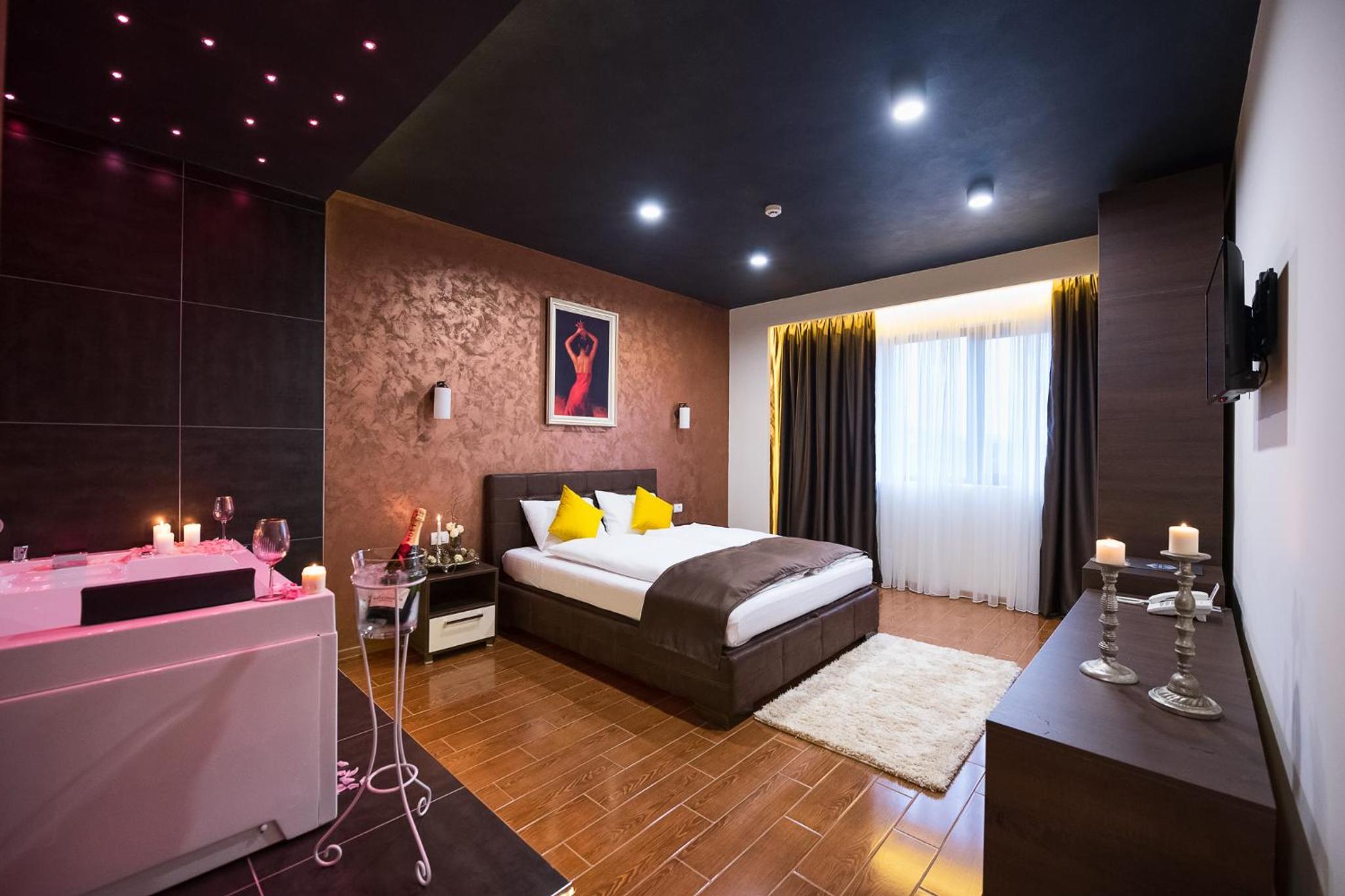 Standard King Room