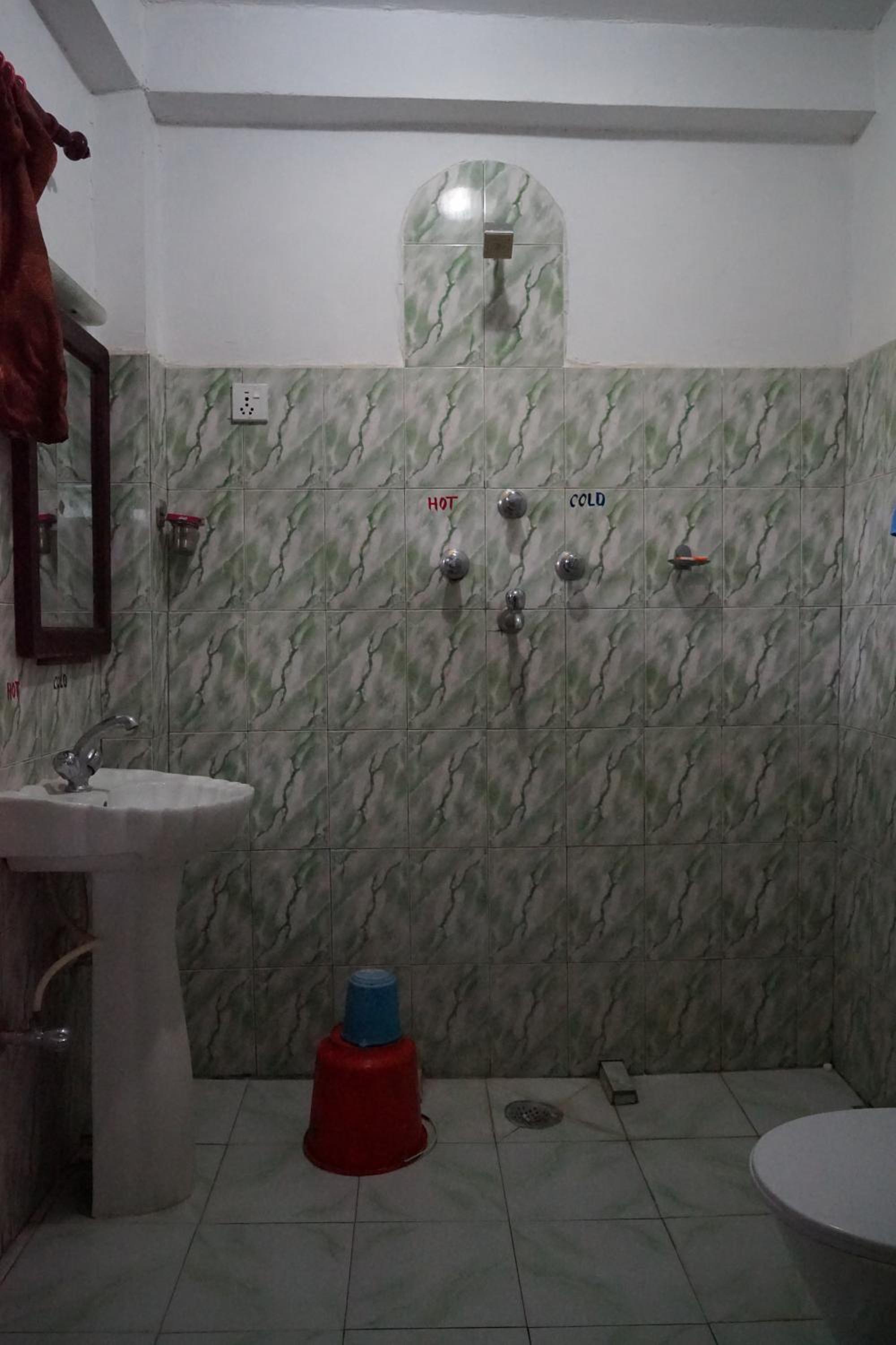 Deluxe Double or Twin Room photo 3
