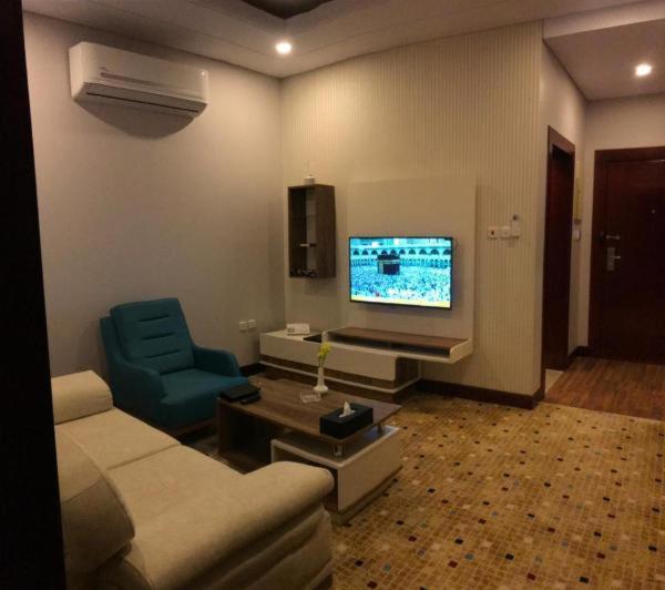 Deluxe Suite