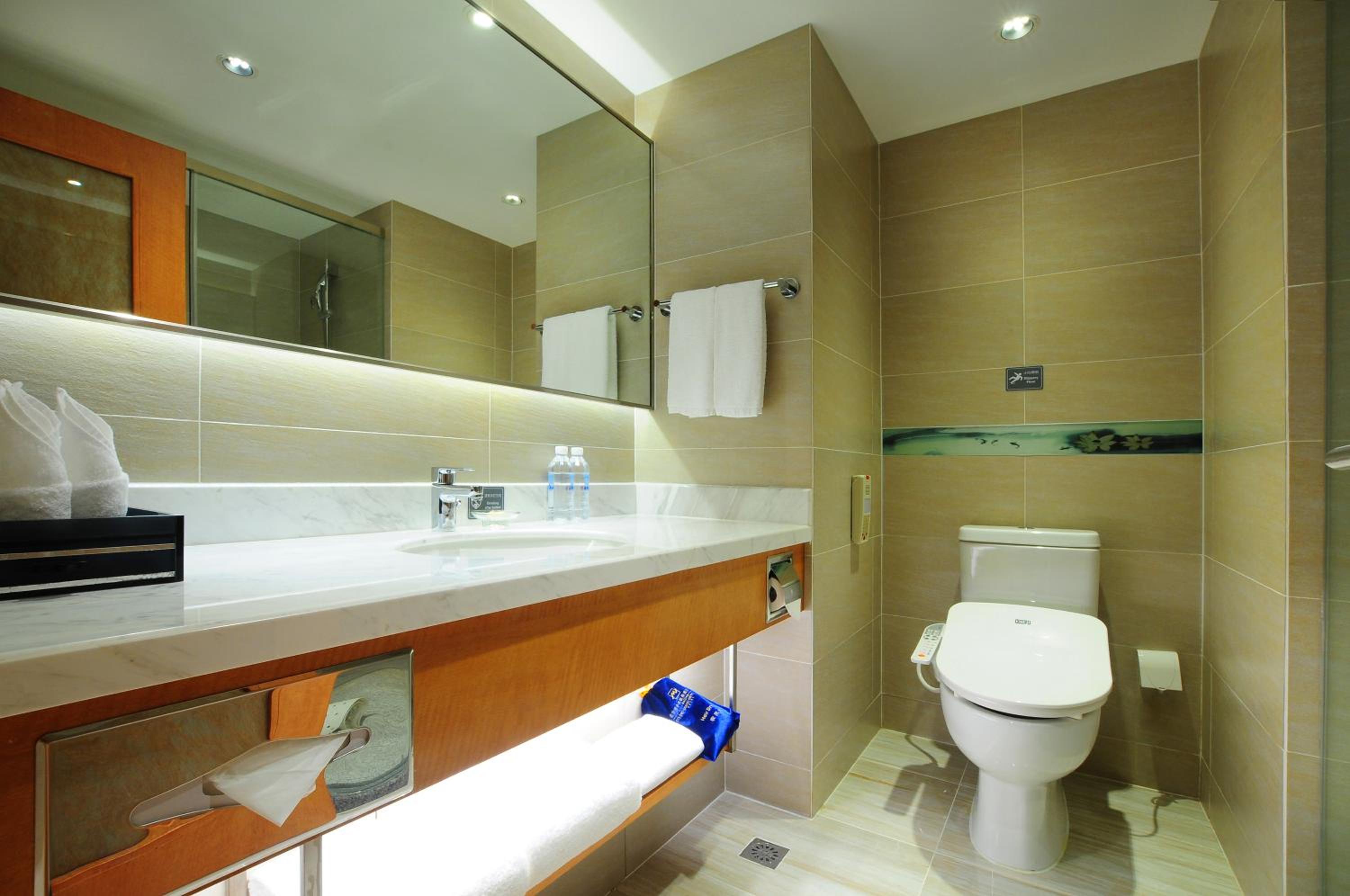 Metropark Business Twin Room photo 3