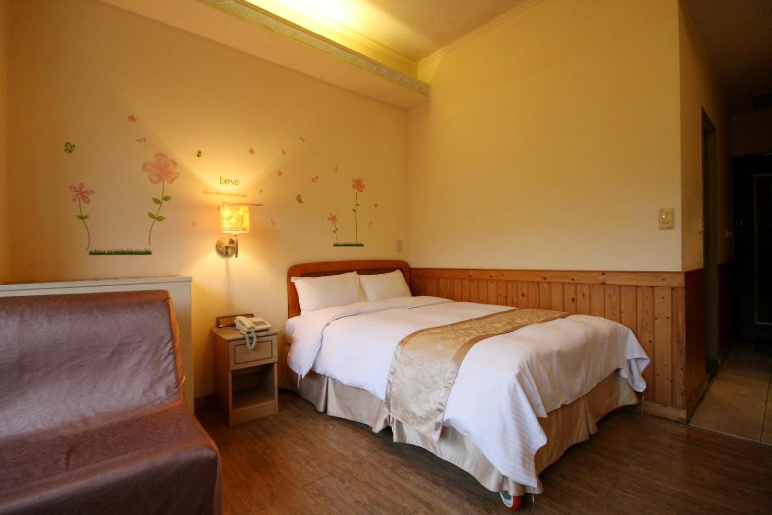 Standard Double Room - Photo 1
