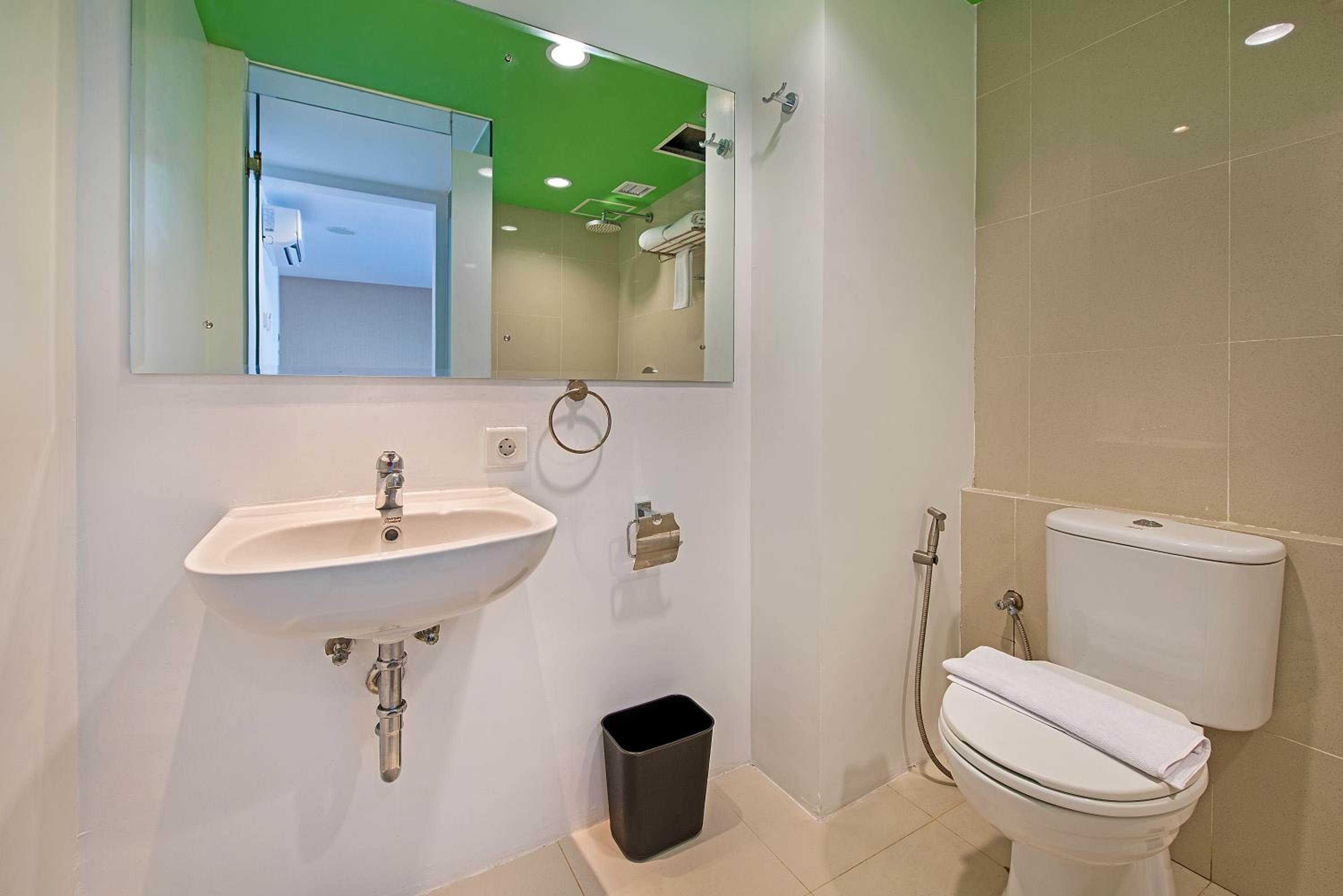 Superior Twin Room with Sea View Room photo 2