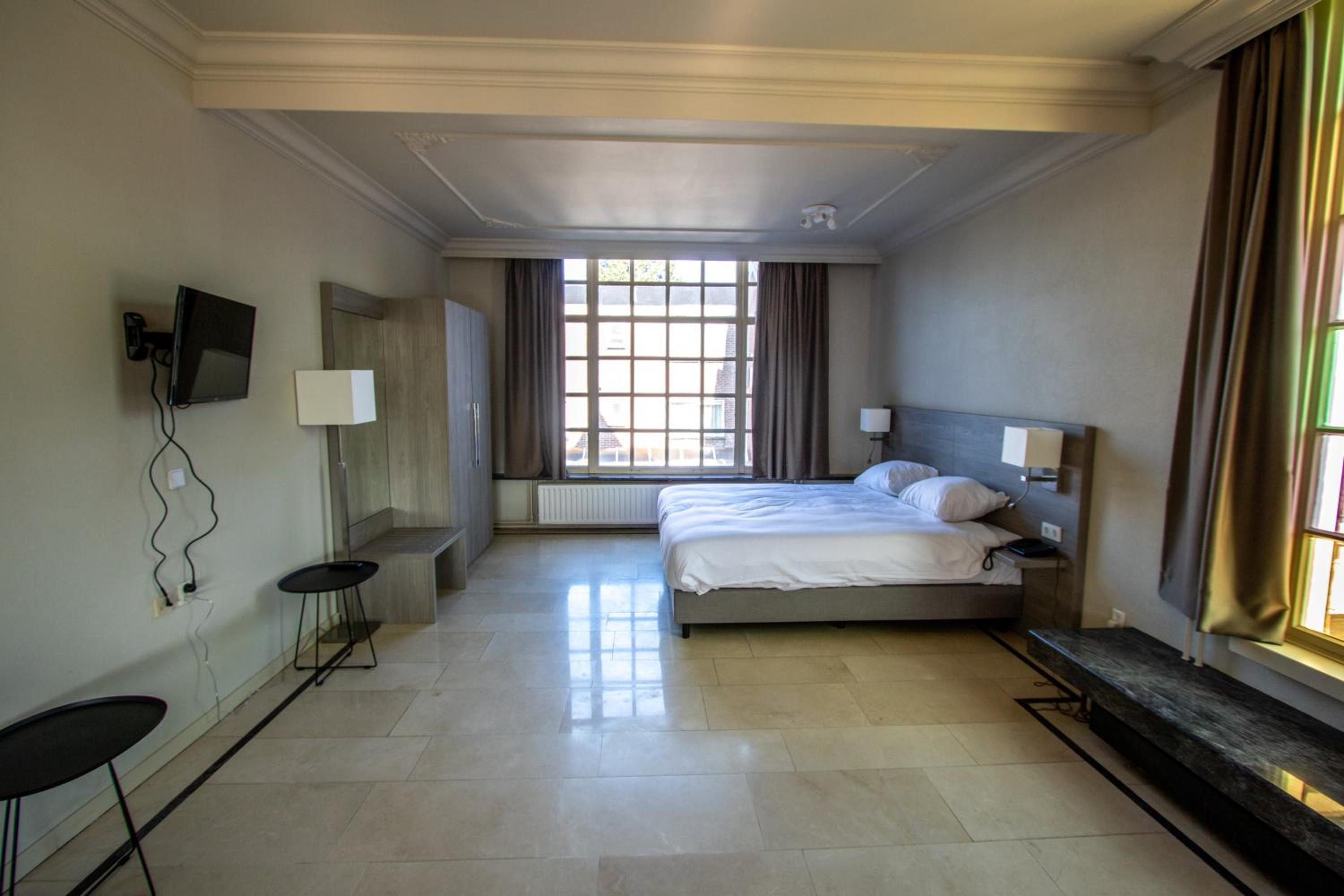 Family Suite - Photo 1