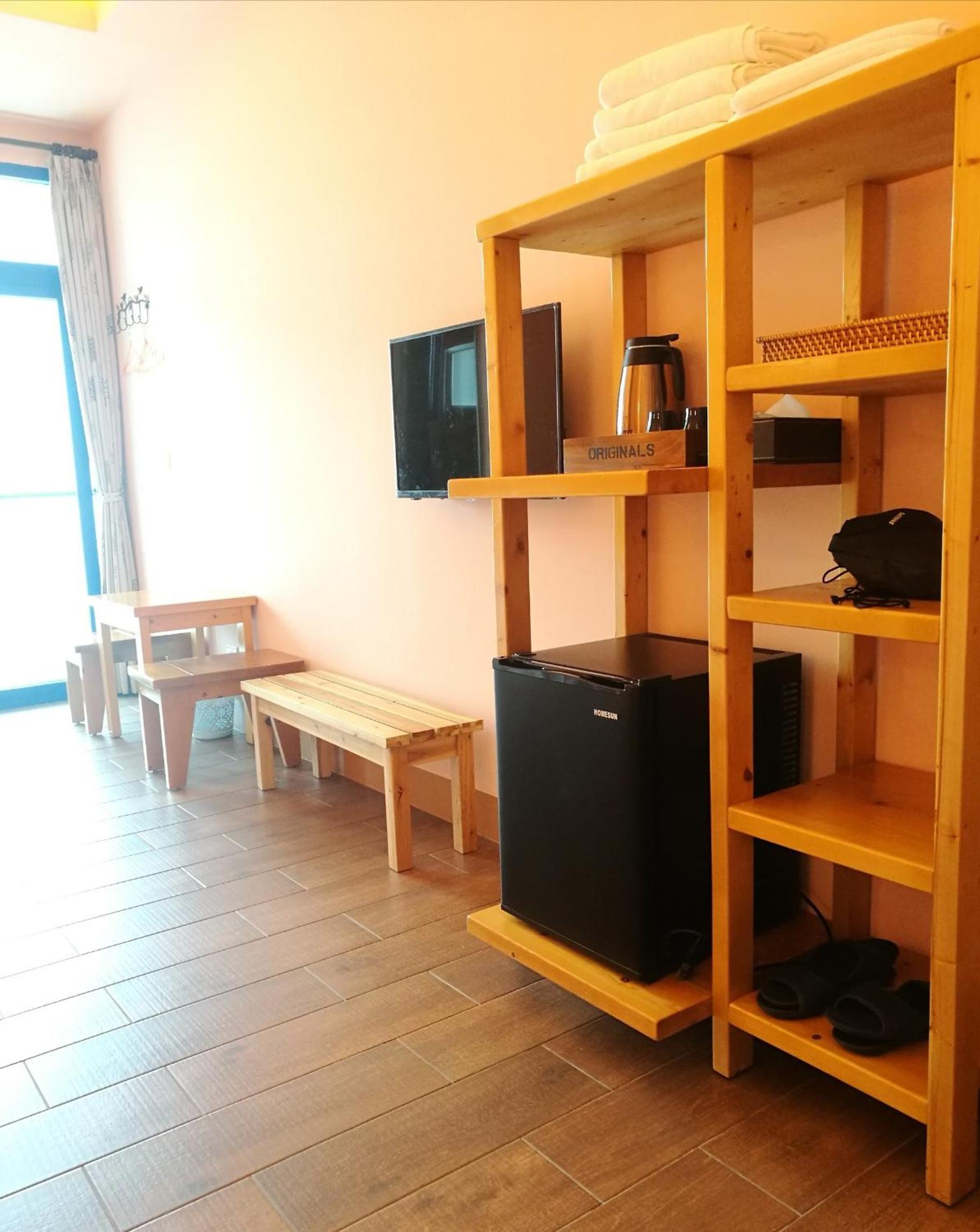 Quadruple Room with Private Bathroom photo 1