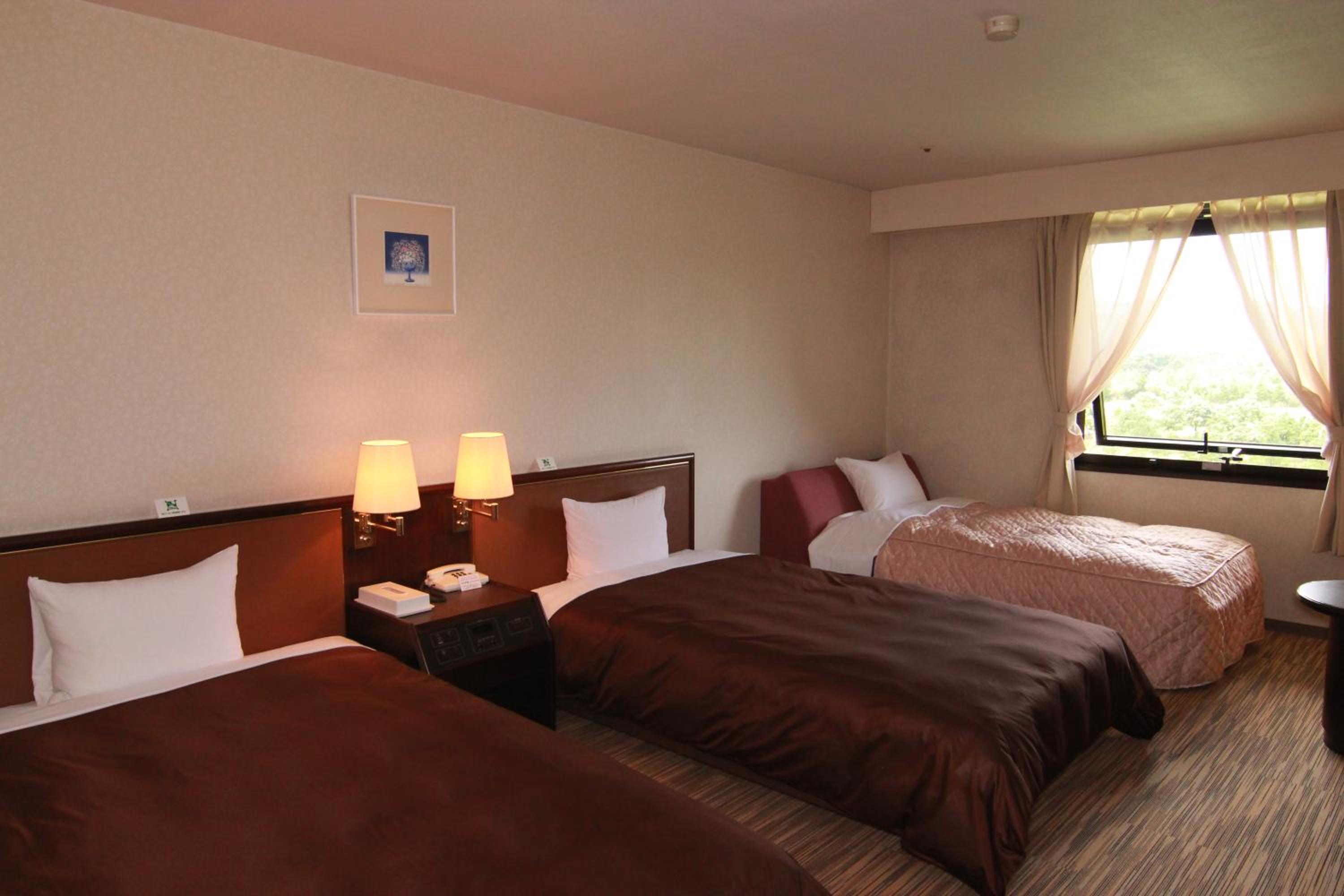 Triple Room - Non-Smoking photo 1