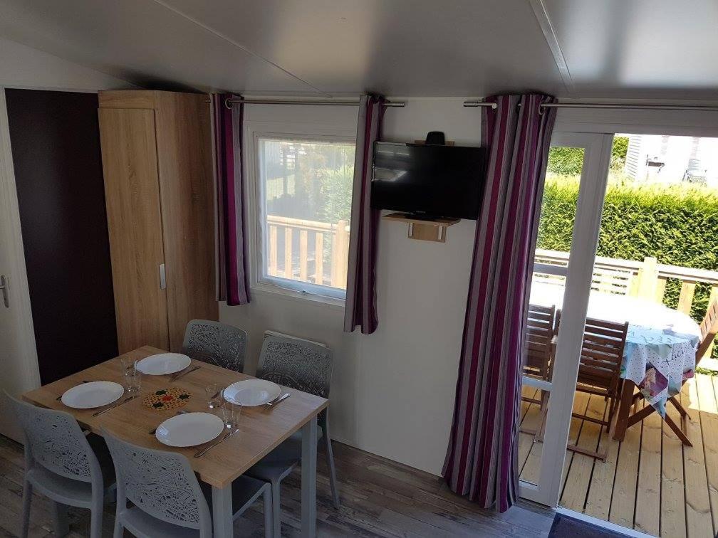 Mobile Home photo 3