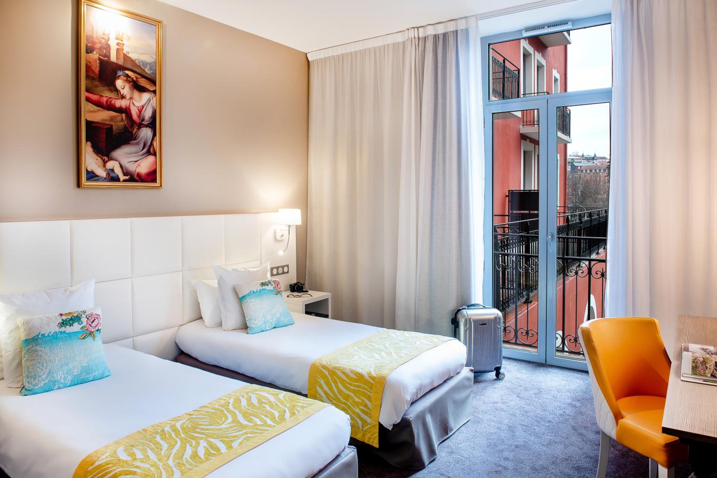 Superior Twin Room - Photo 1