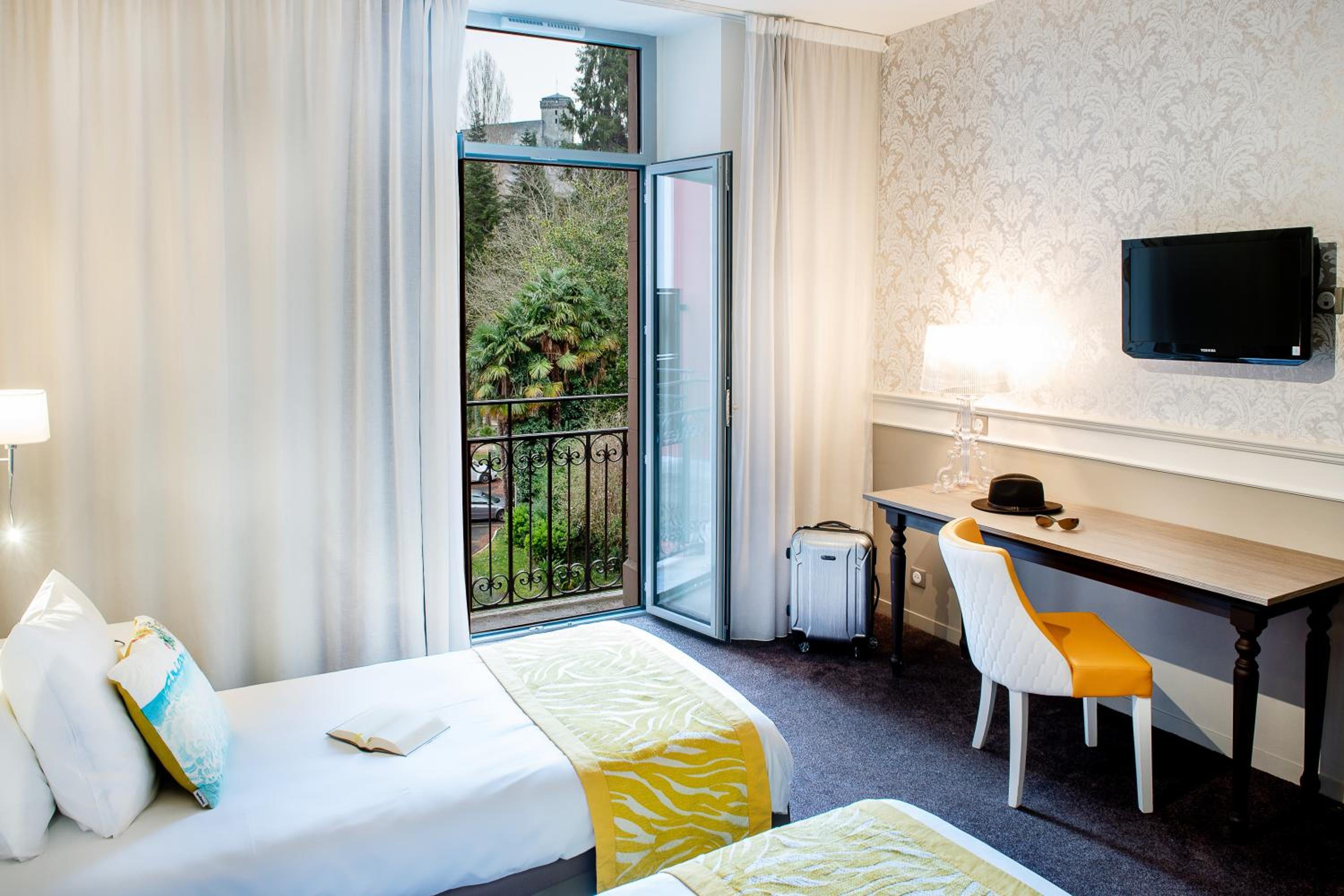 Superior Twin Room - Photo 4
