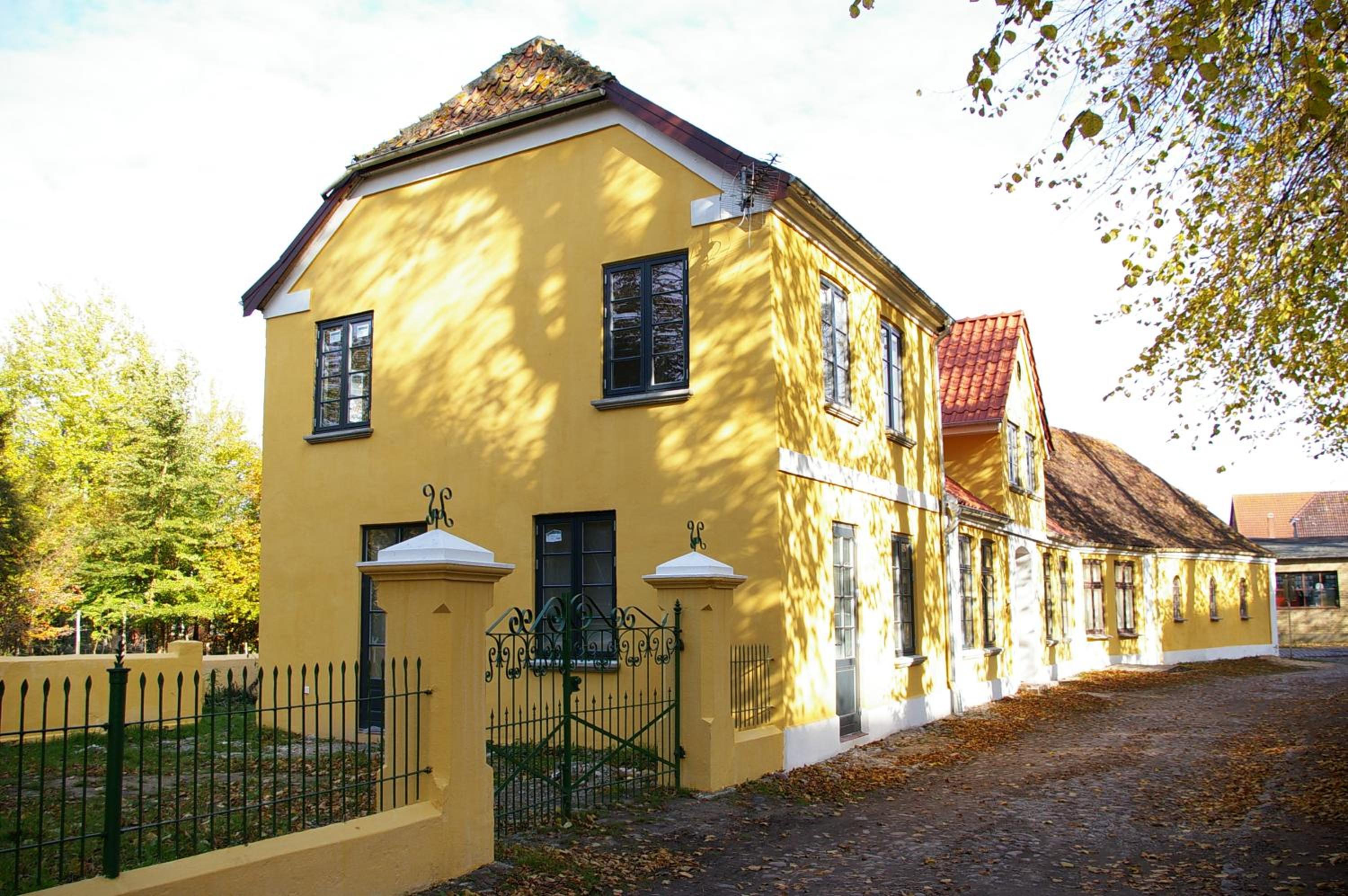 Three-Bedroom Villa photo 1