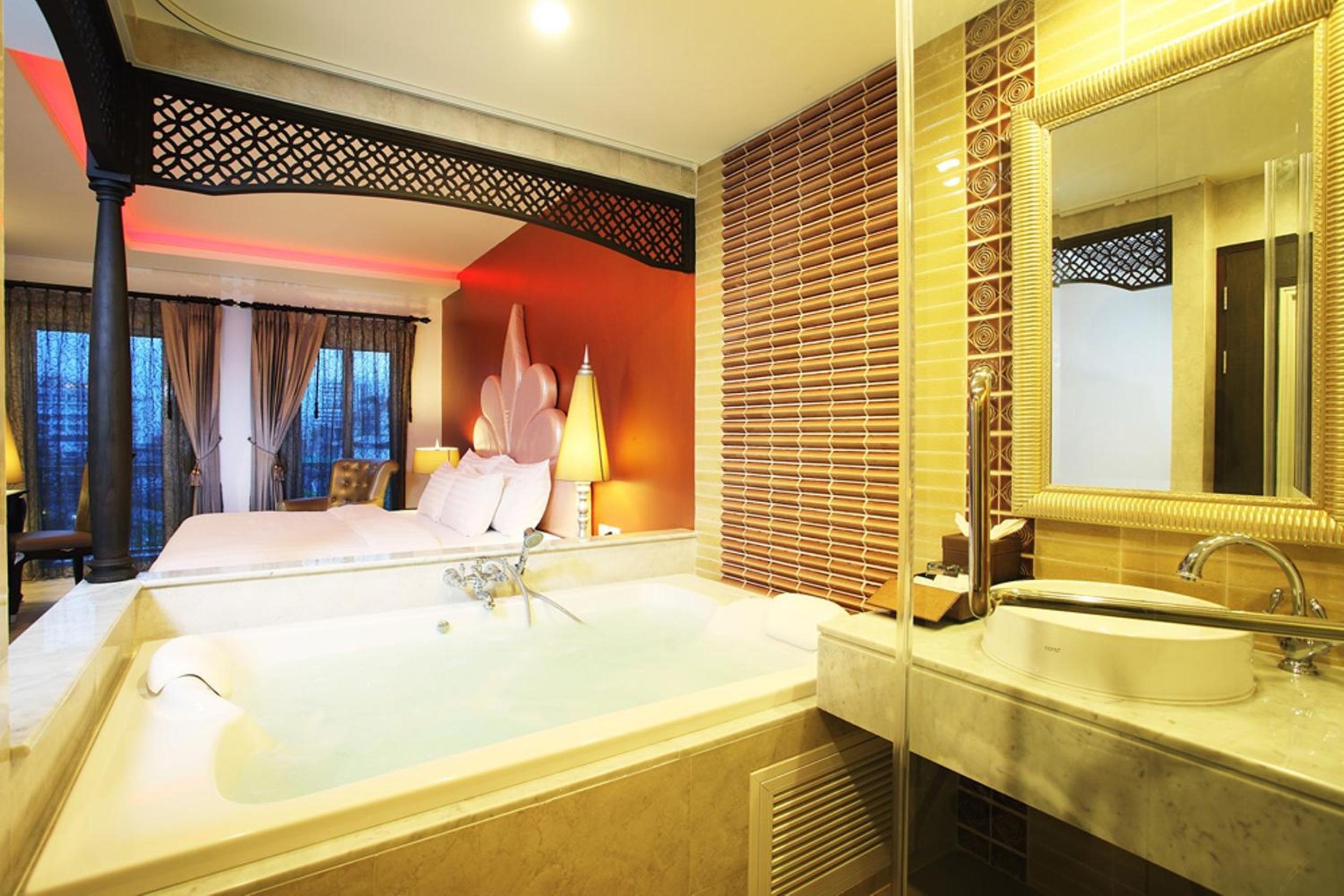Deluxe Double Room photo 2