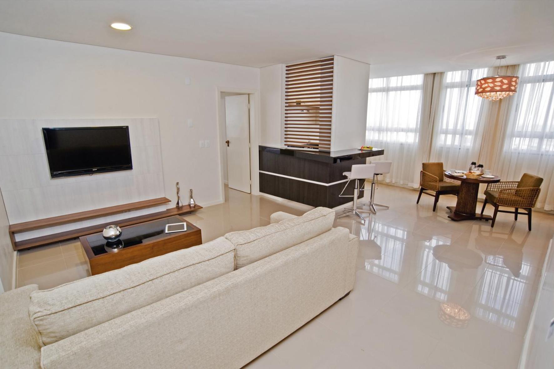 King Suite with Spa Bath photo 1