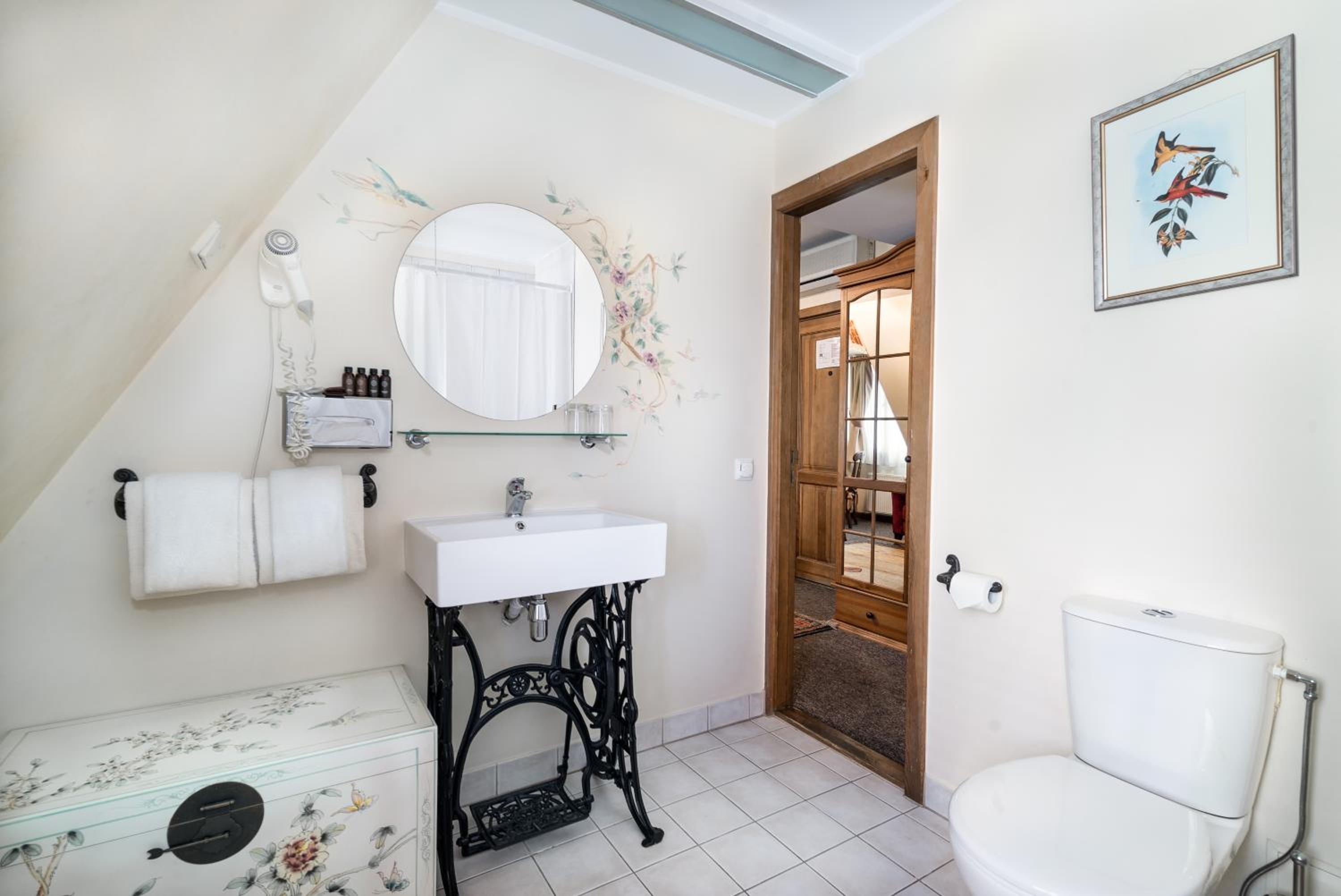 Superior Double Room - Photo 3