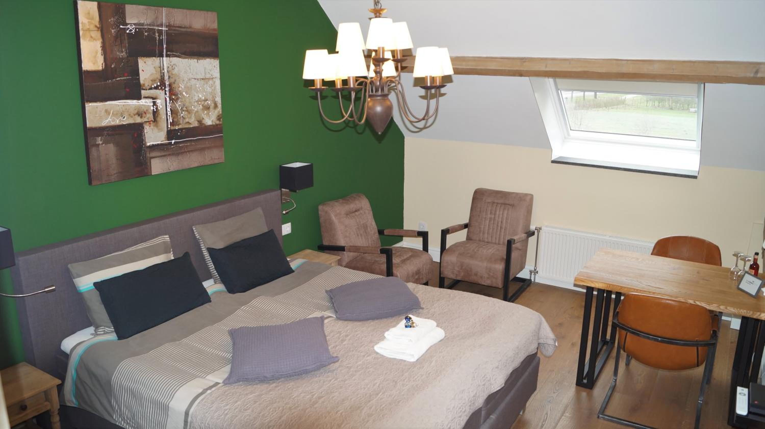 Superior Twin Room photo 2